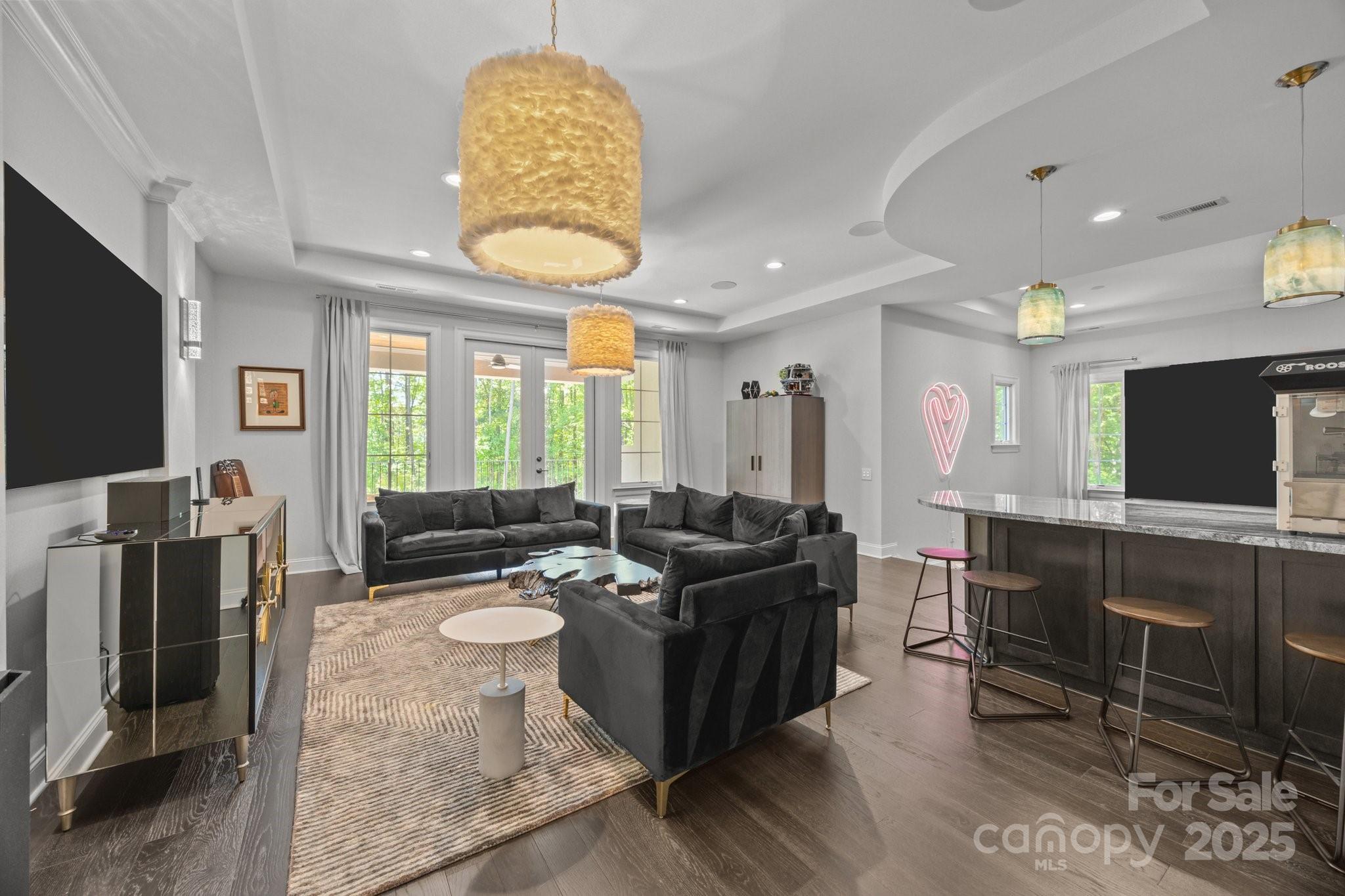 10170 Enclave Circle