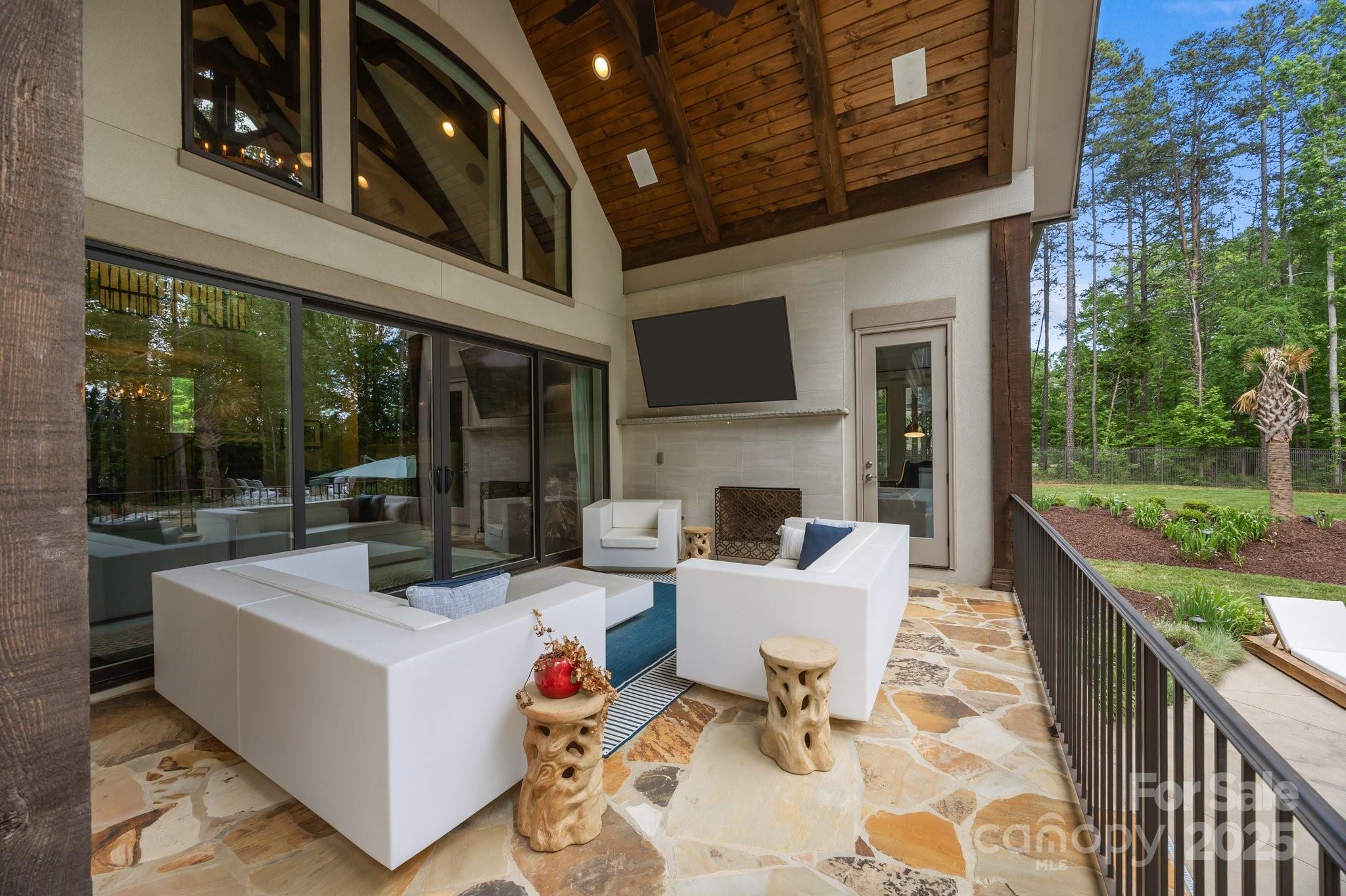 10170 Enclave Circle