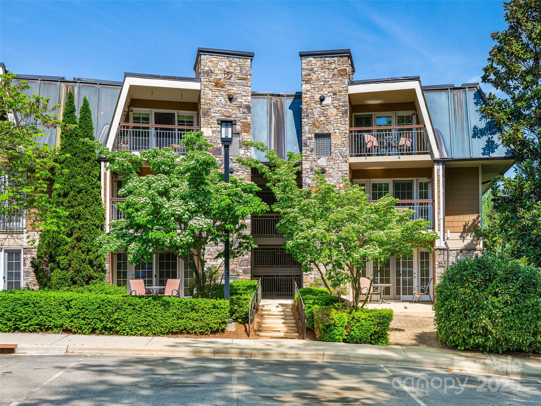 329 Bowling Park Road