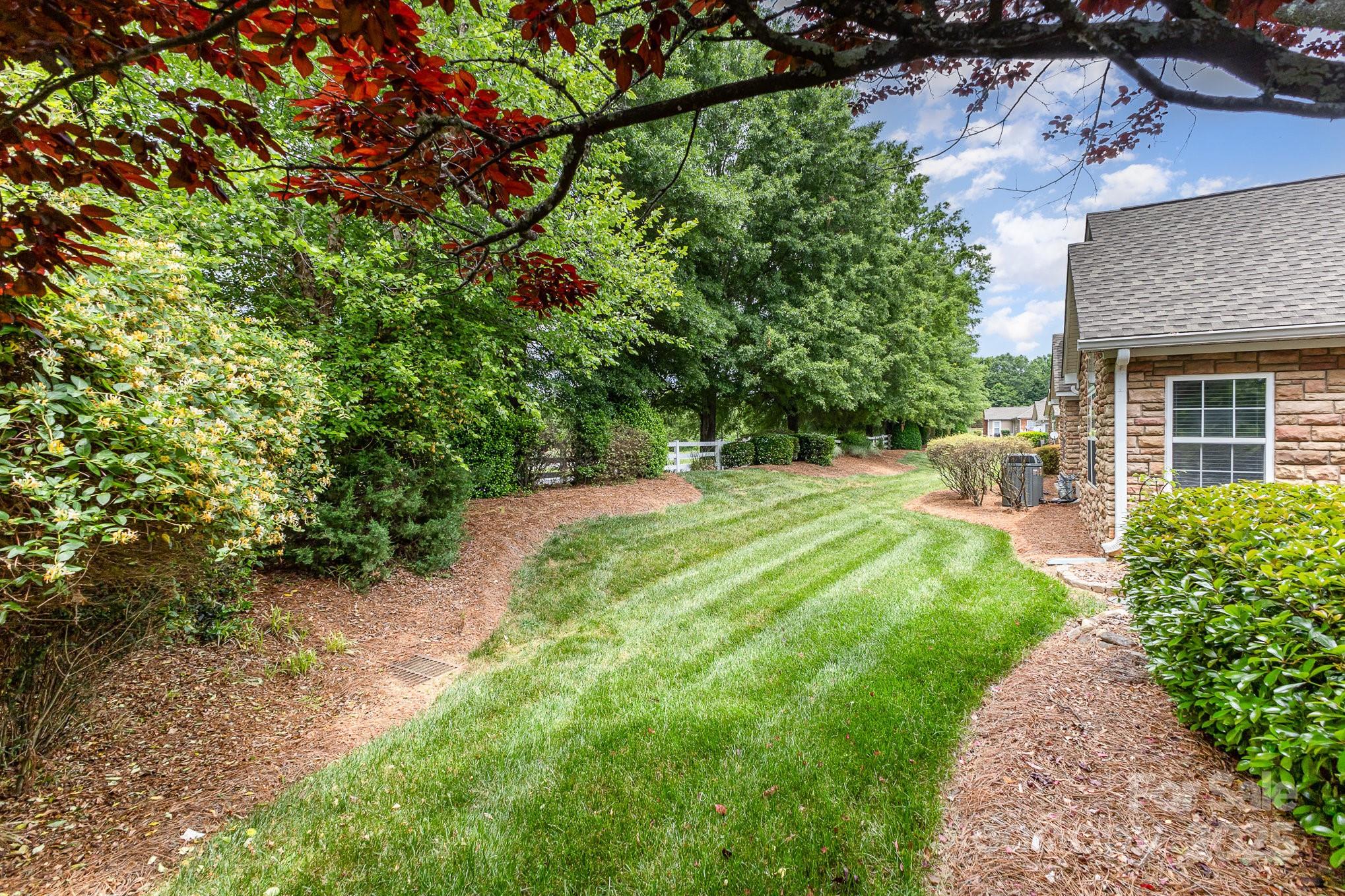 9013 Trellis Pointe Boulevard