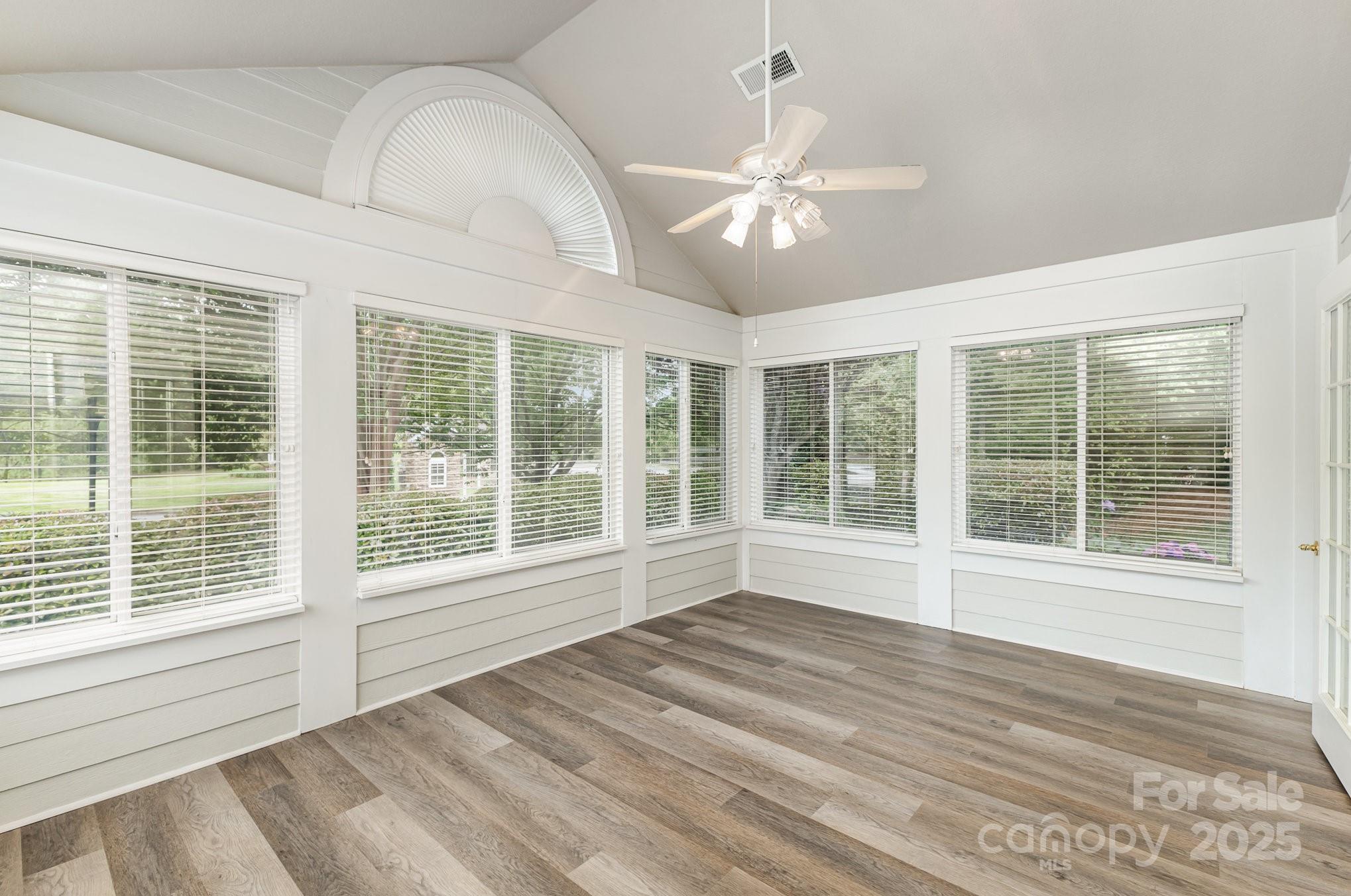 9013 Trellis Pointe Boulevard