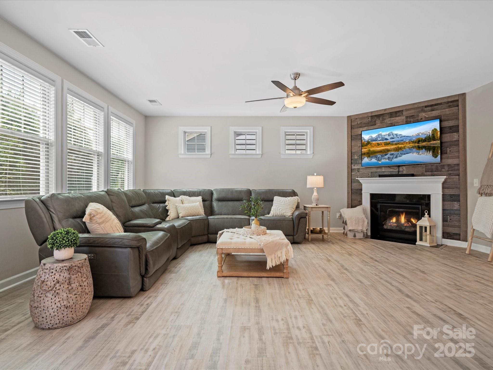 5013 Hamilton Mill Drive