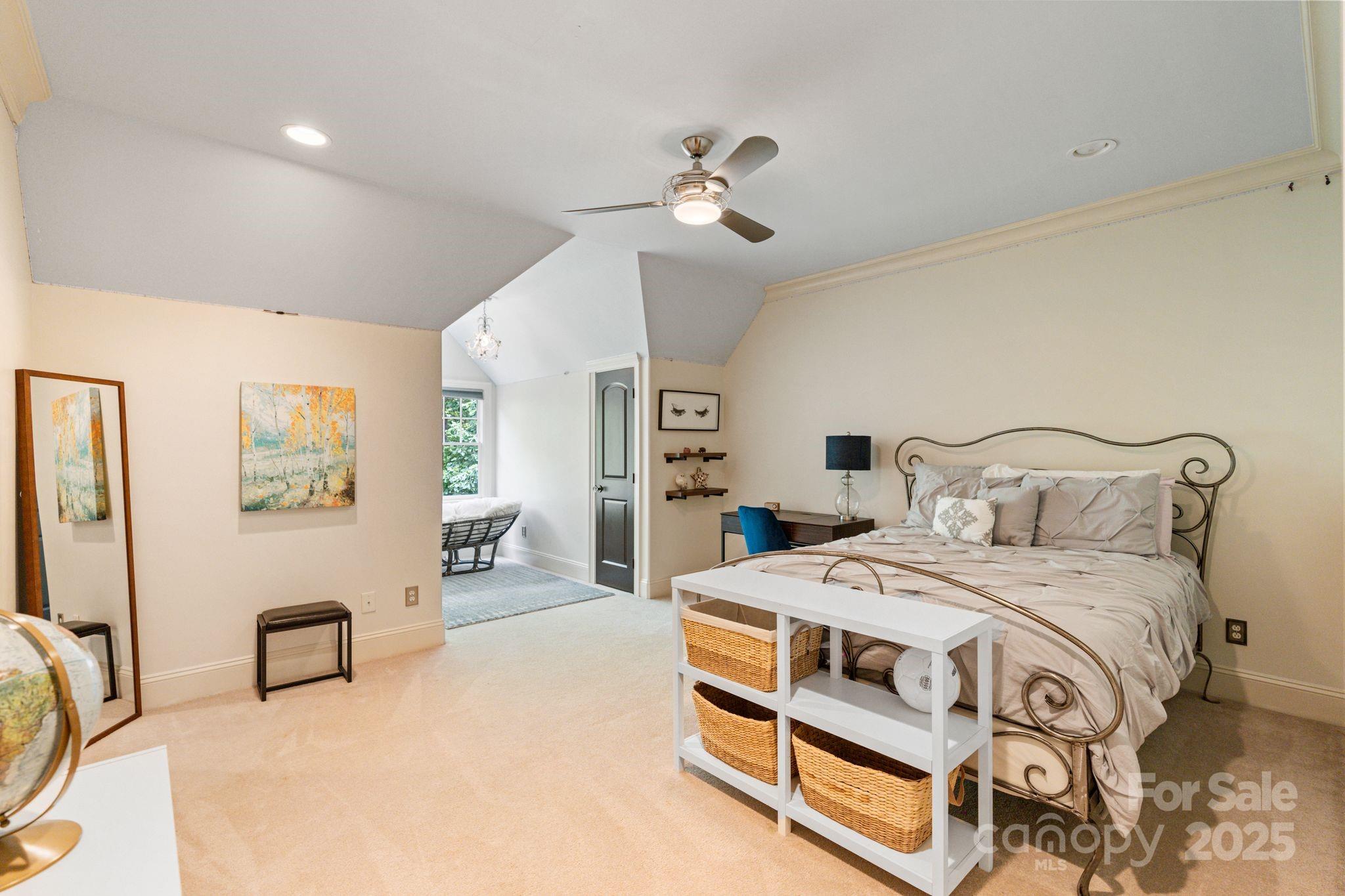 8534 Highgrove Street