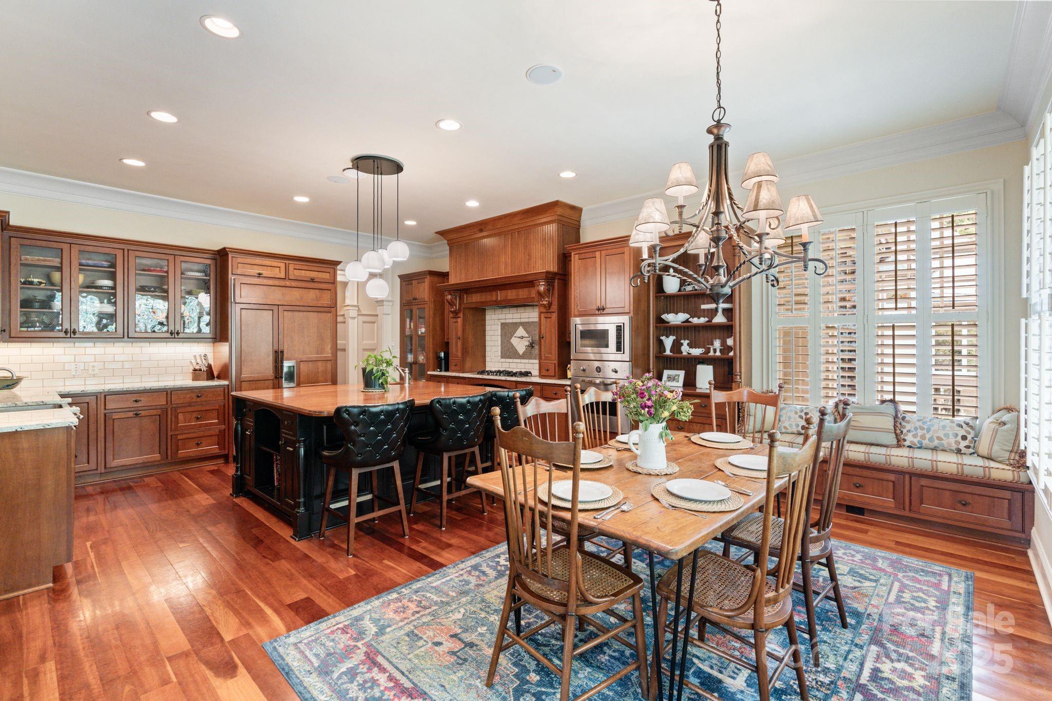 8534 Highgrove Street