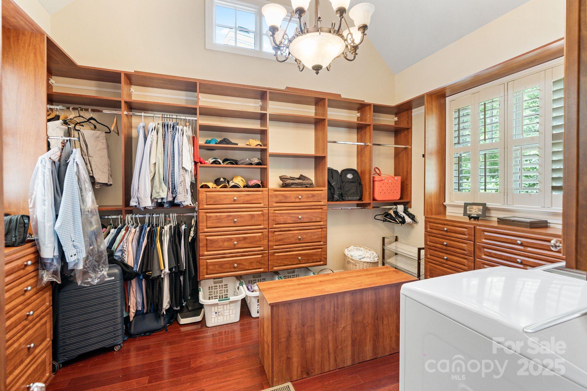 8534 Highgrove Street