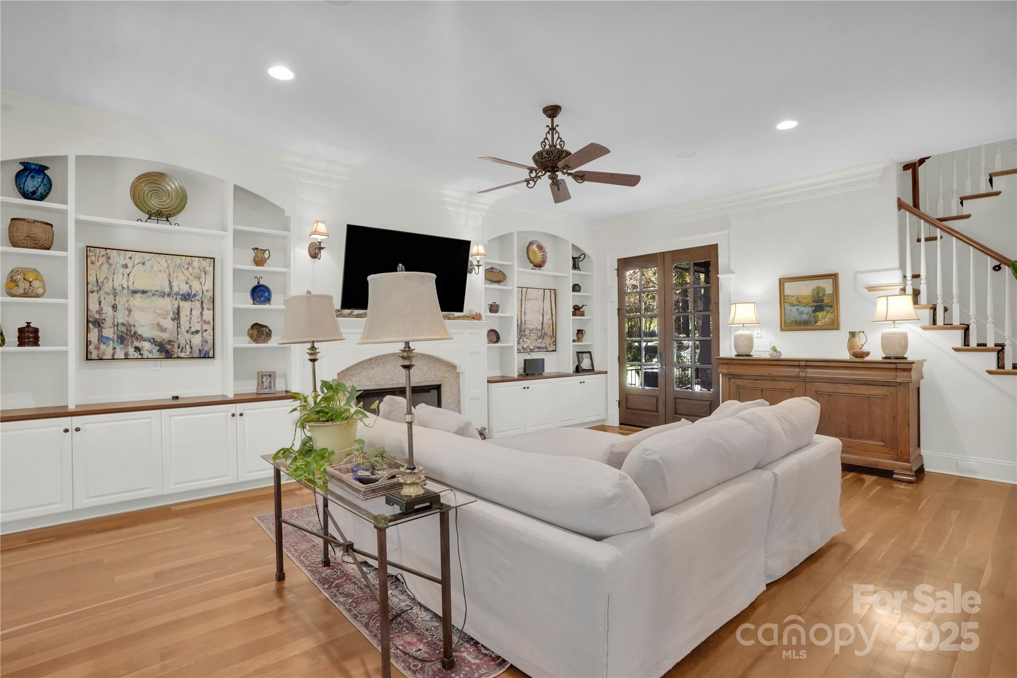 8534 Highgrove Street