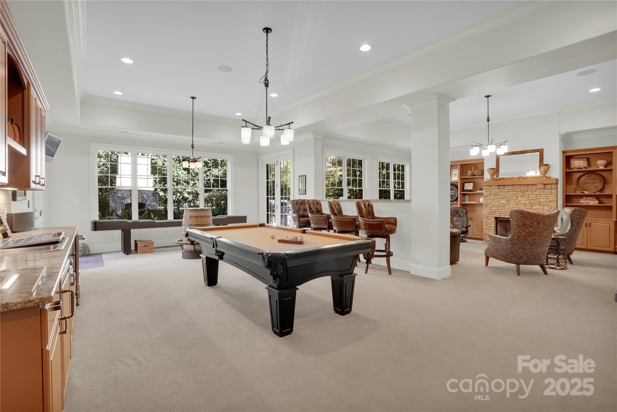 8534 Highgrove Street