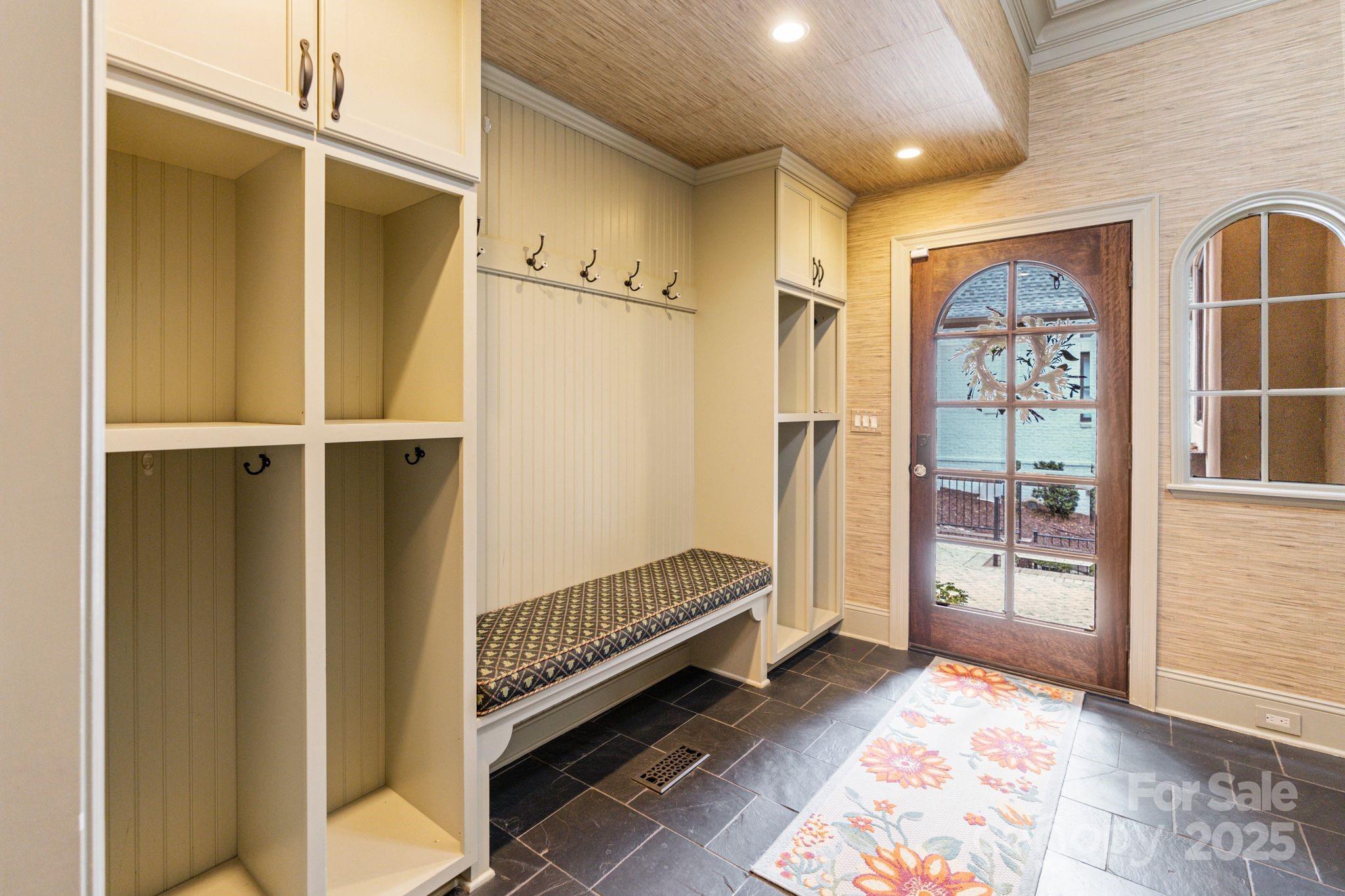 8534 Highgrove Street