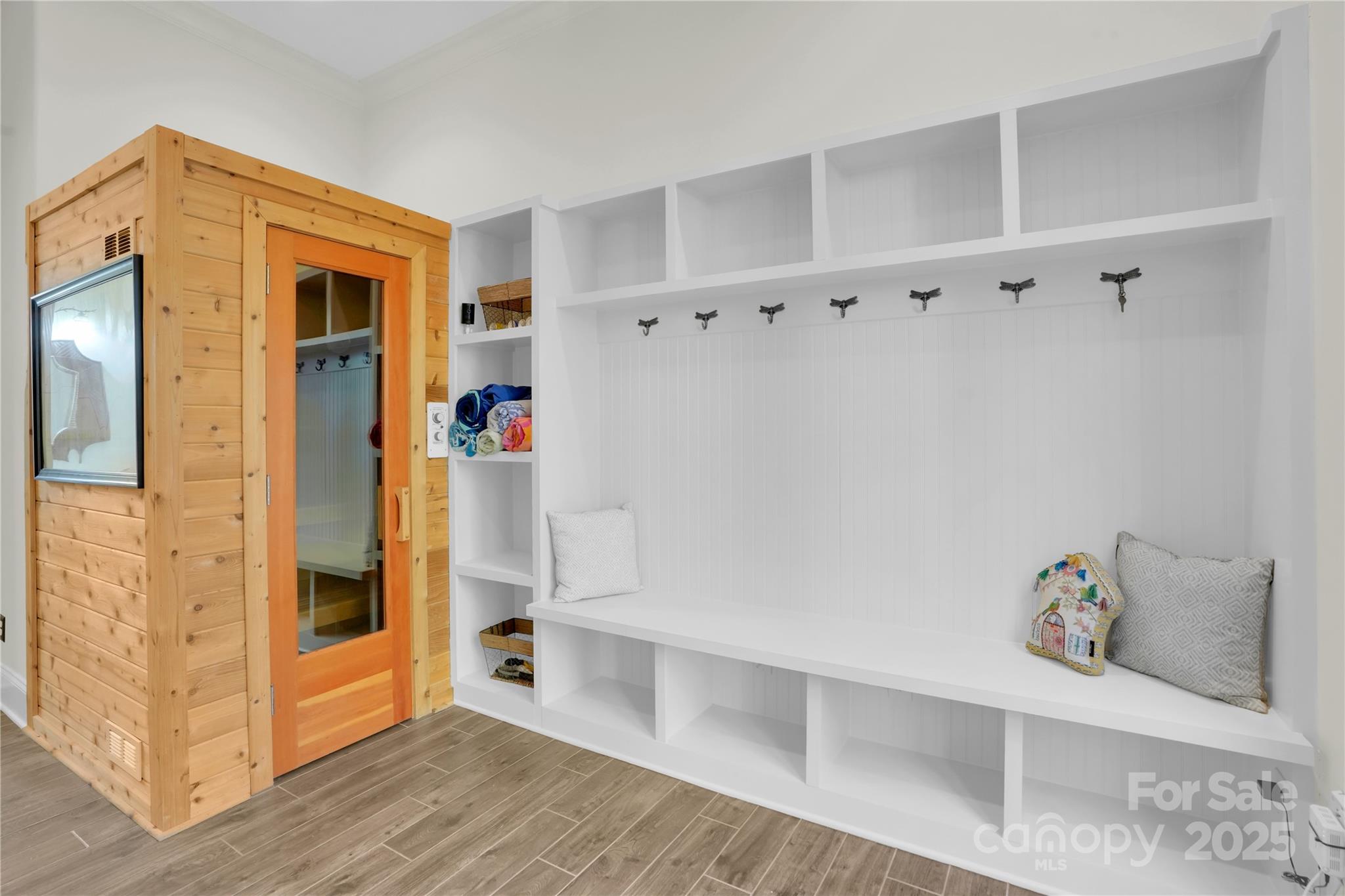 8534 Highgrove Street