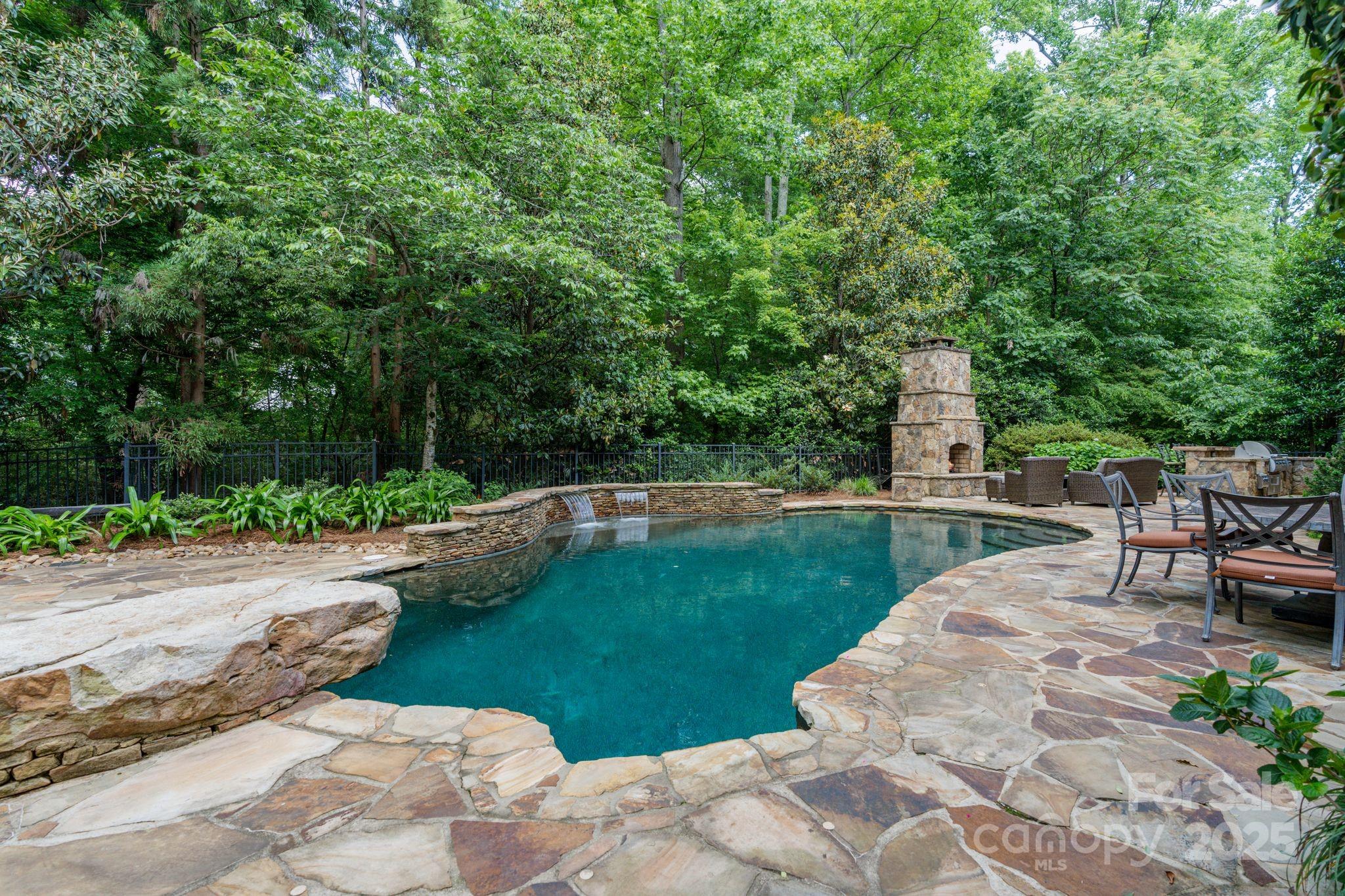 8534 Highgrove Street