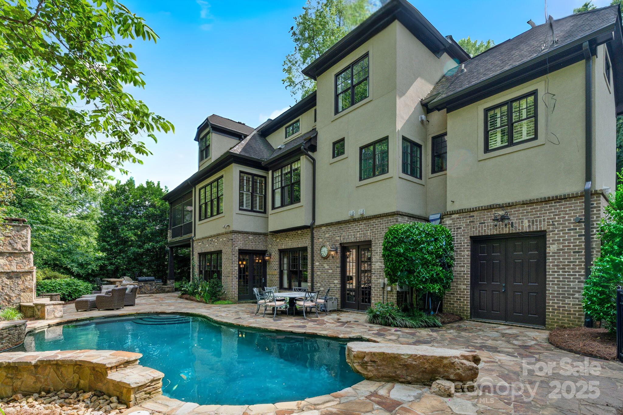 8534 Highgrove Street