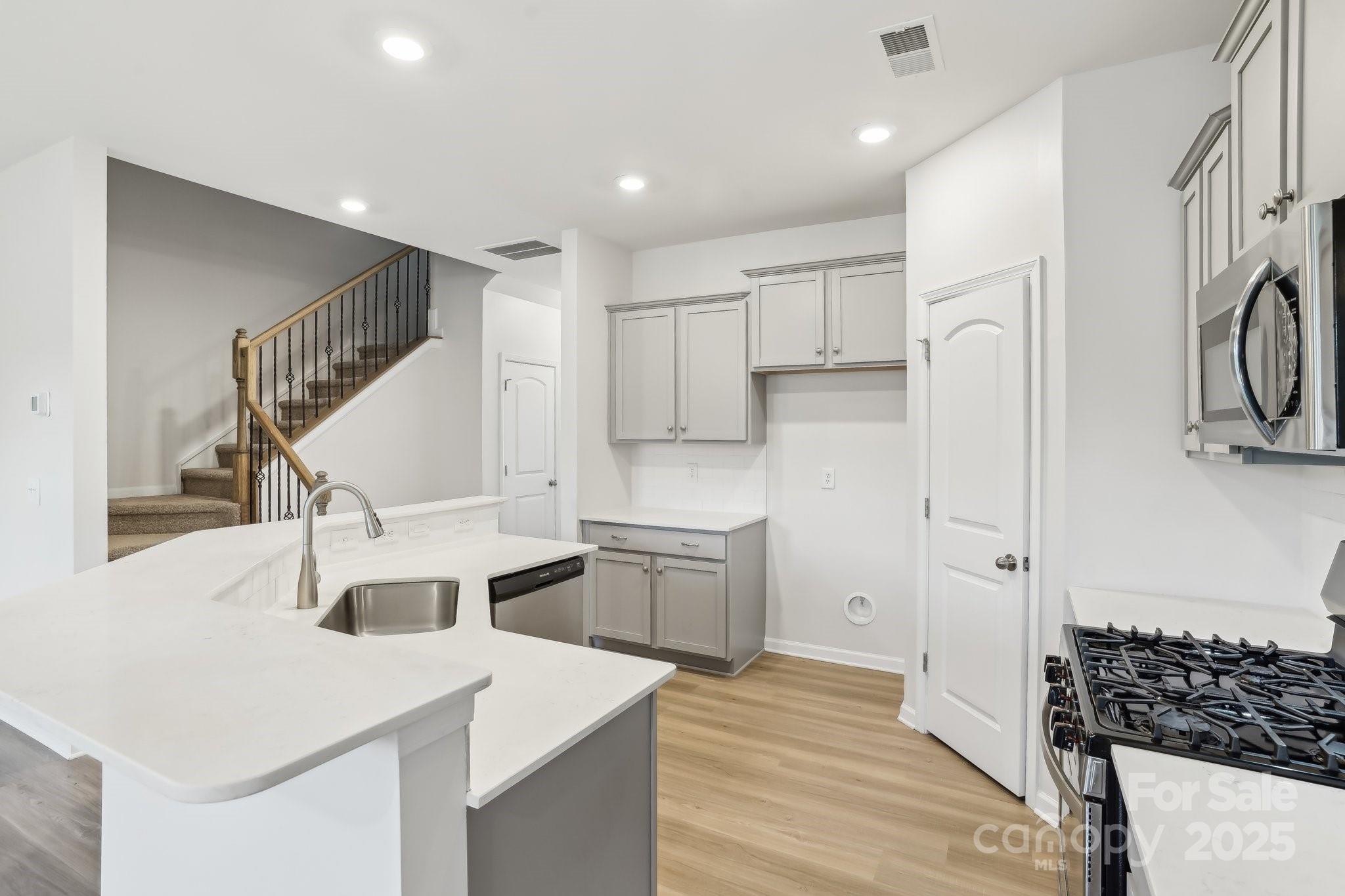 5254 Spanish Ivy Lane Unit: 133