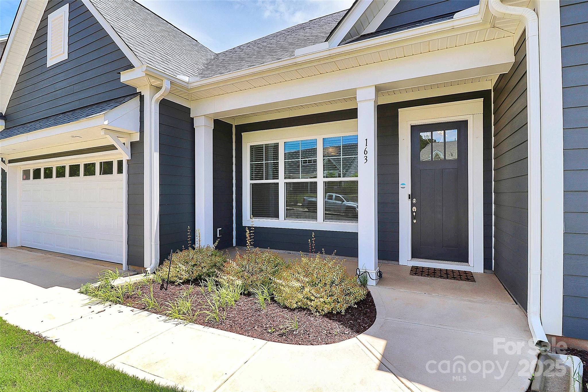 163 Crenshaw Place NW