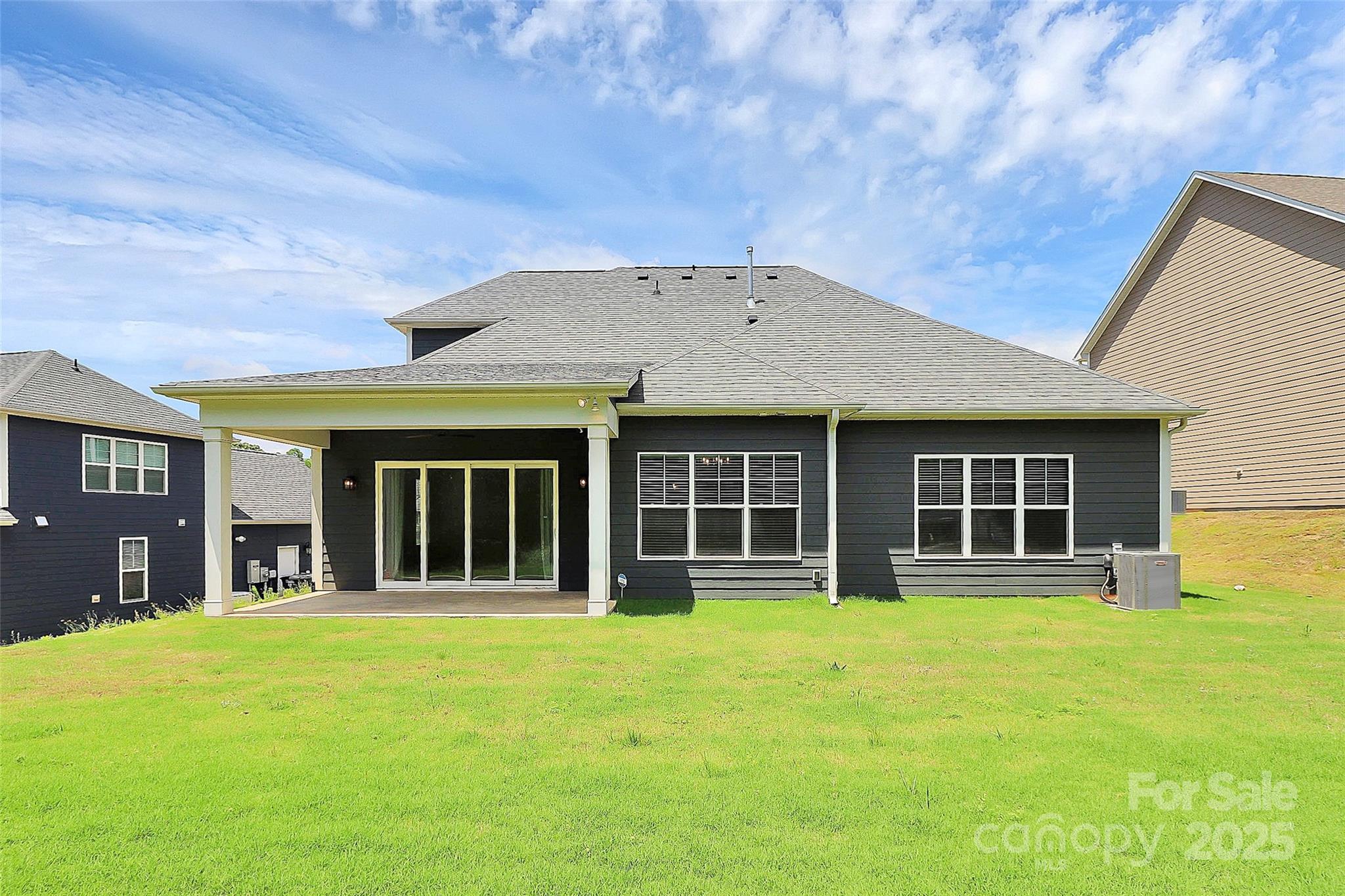 163 Crenshaw Place NW