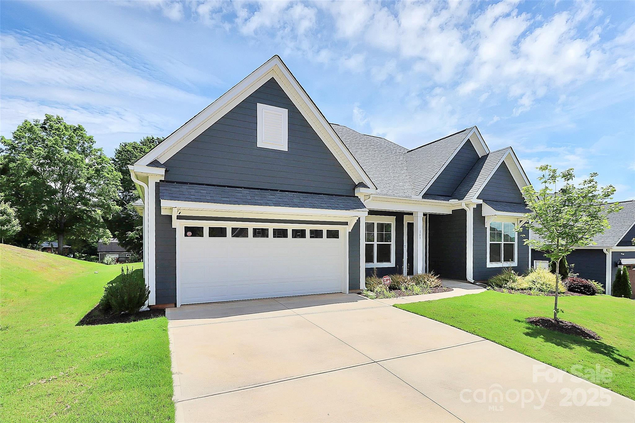 163 Crenshaw Place NW