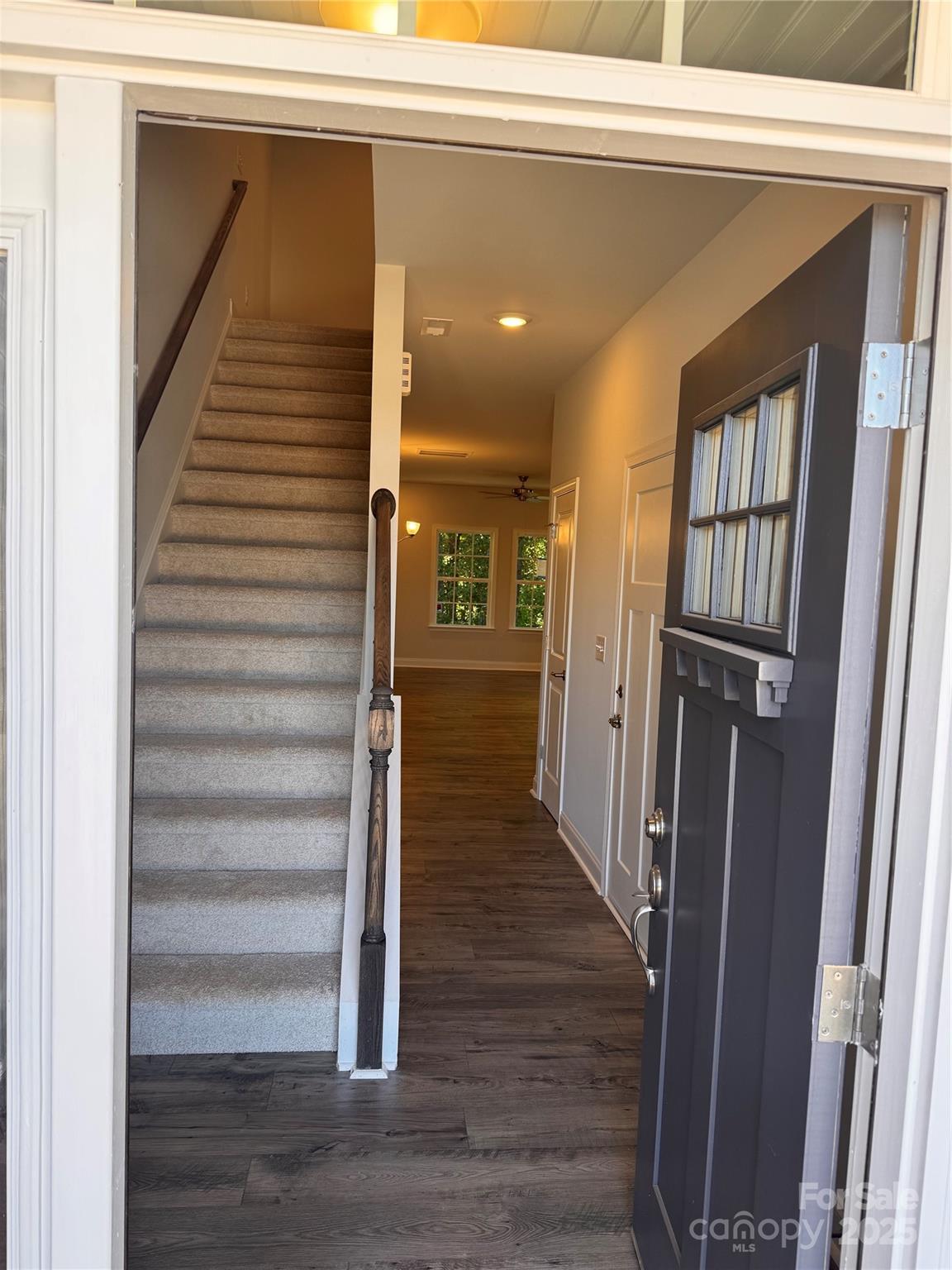 4037 Port Richmond Avenue Unit: 8