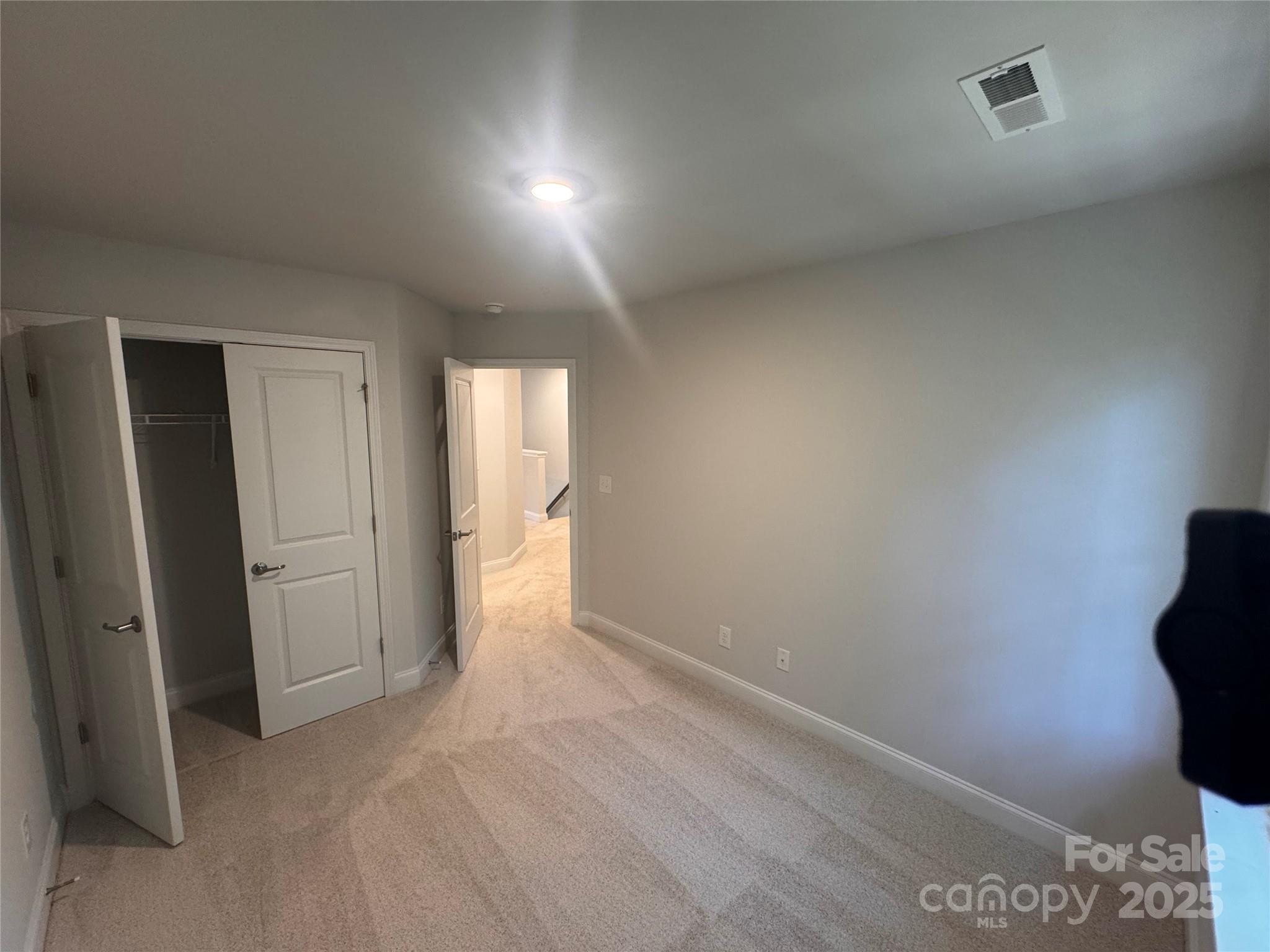 4037 Port Richmond Avenue Unit: 8