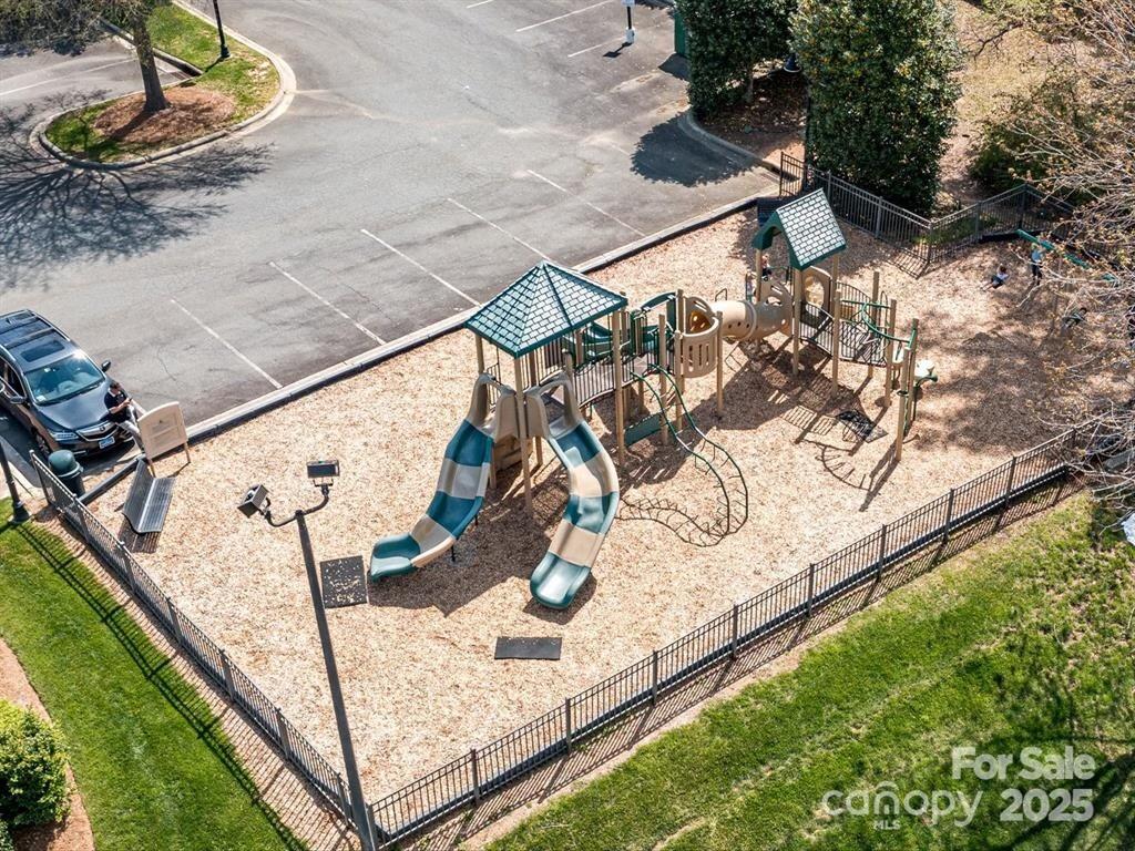 8301 Caesars Head Drive