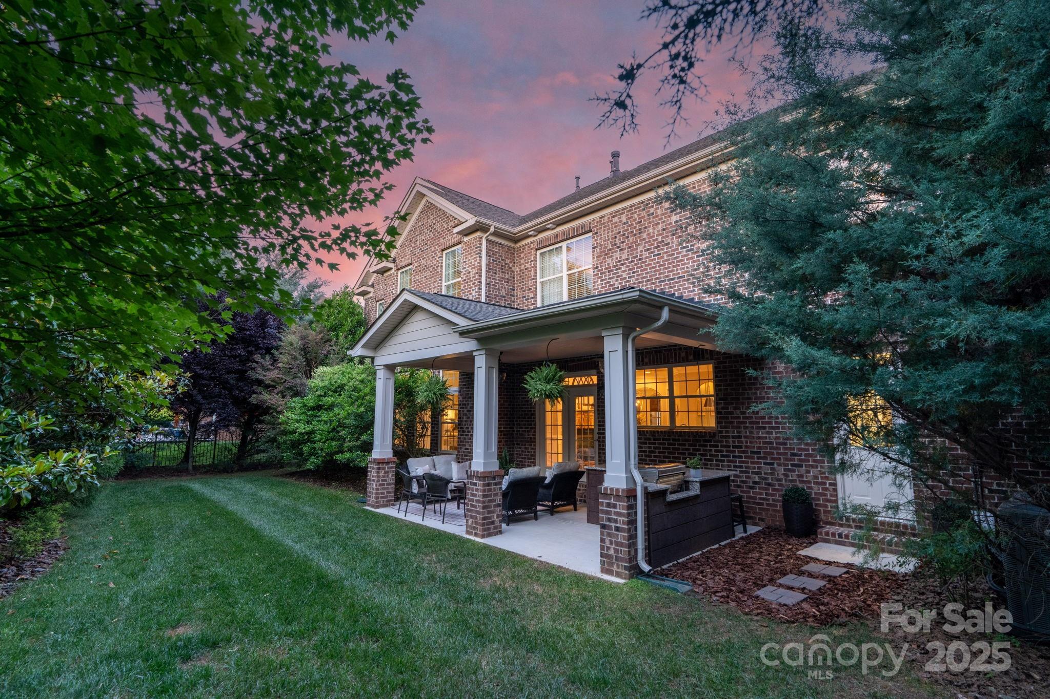 8301 Caesars Head Drive