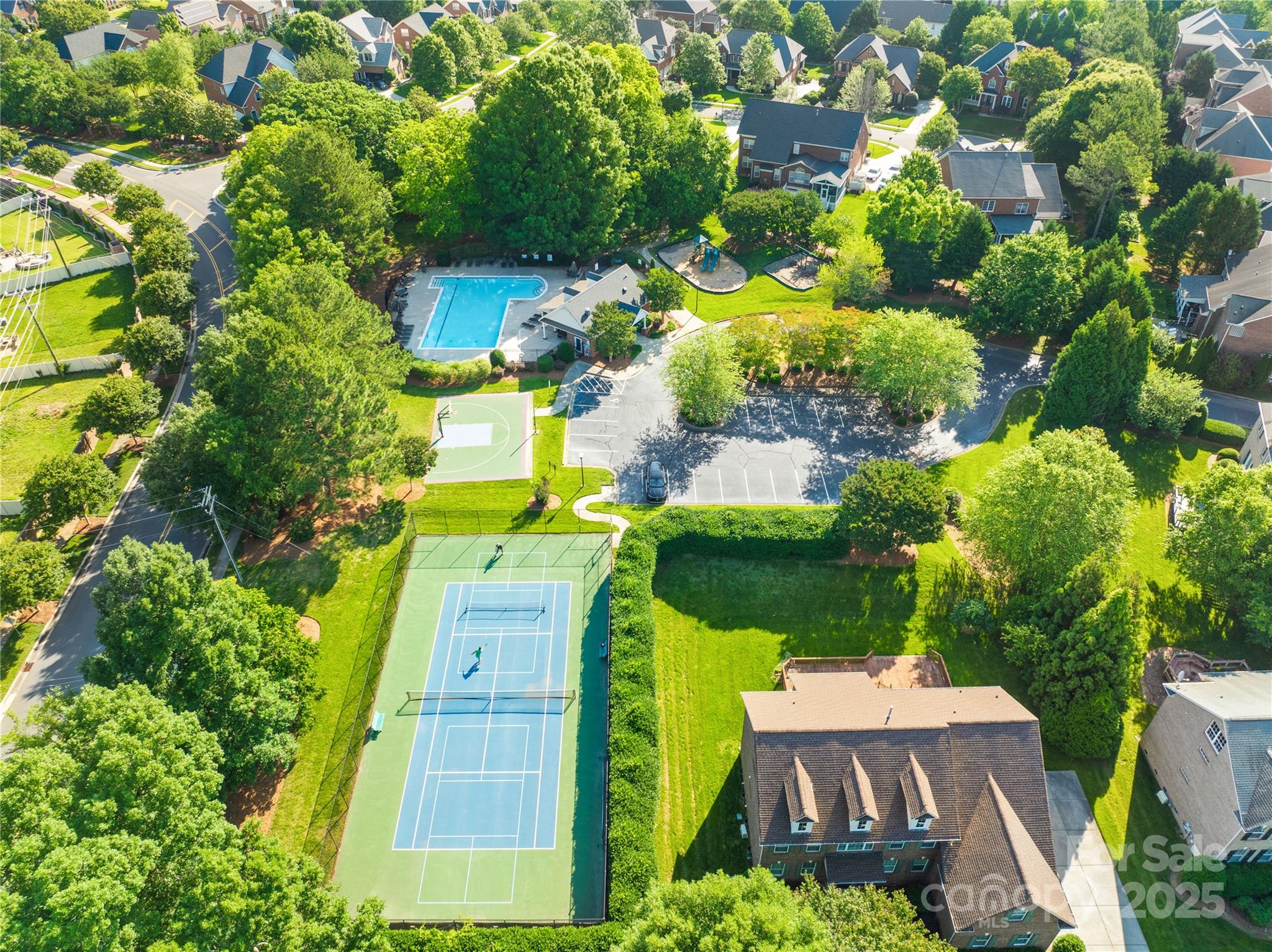 10024 Hazelview Drive