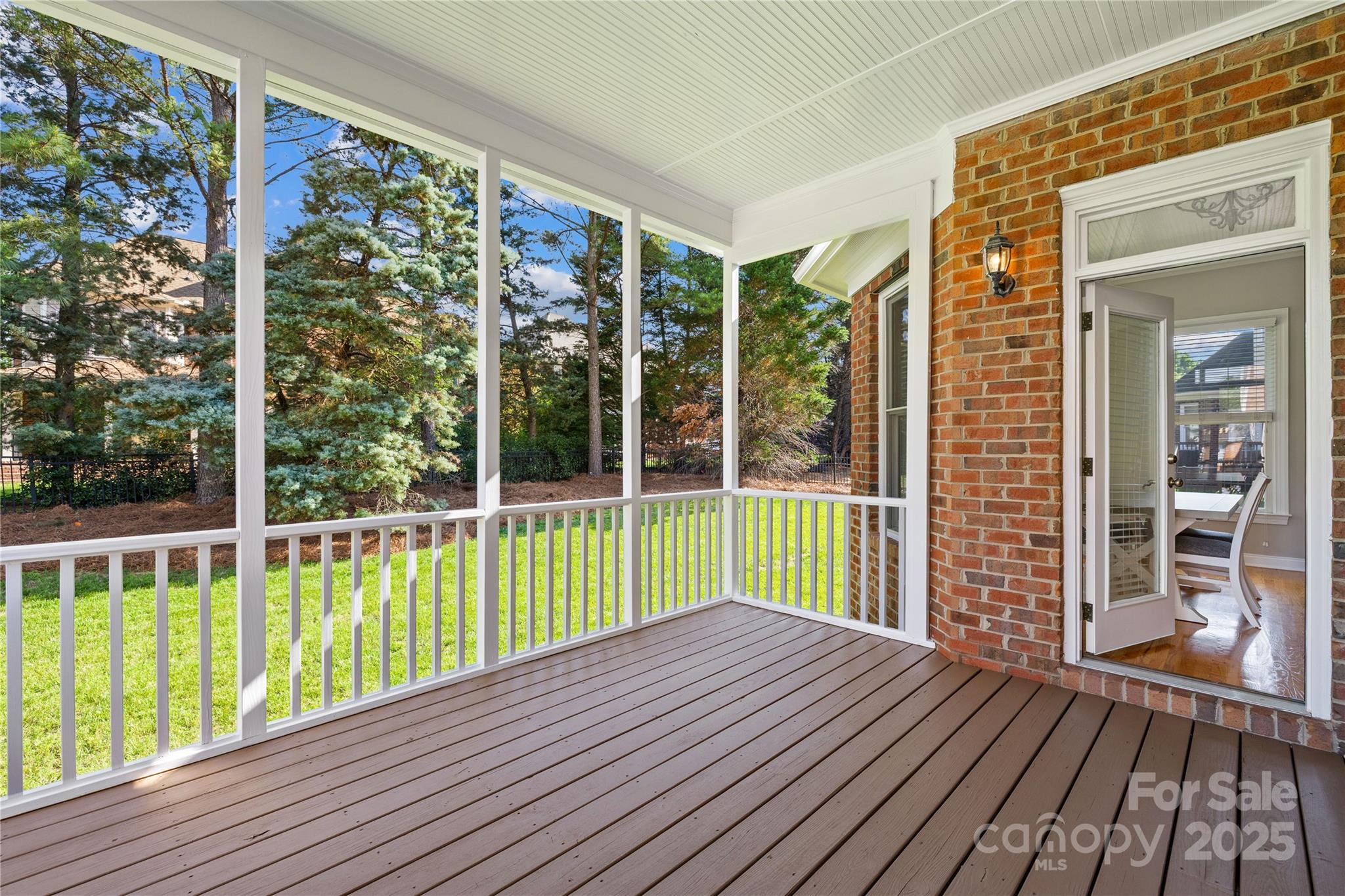 10024 Hazelview Drive