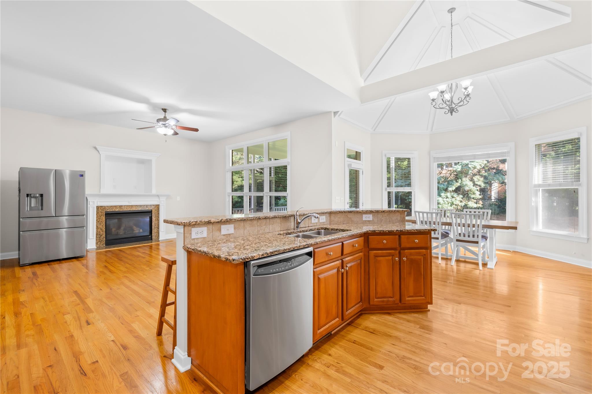 10024 Hazelview Drive