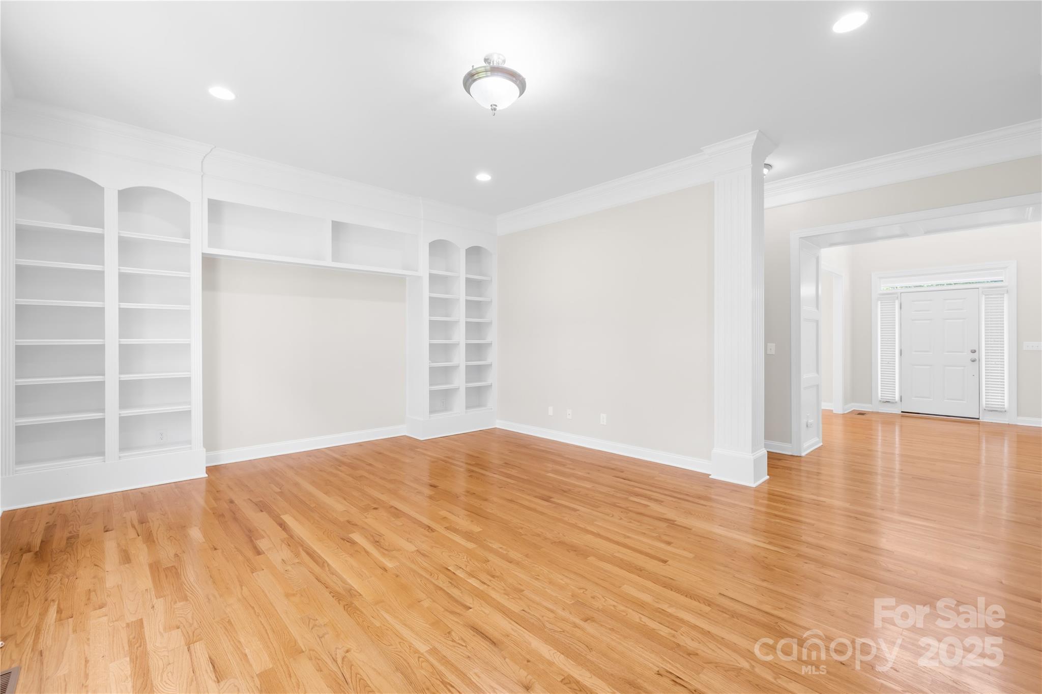 10024 Hazelview Drive