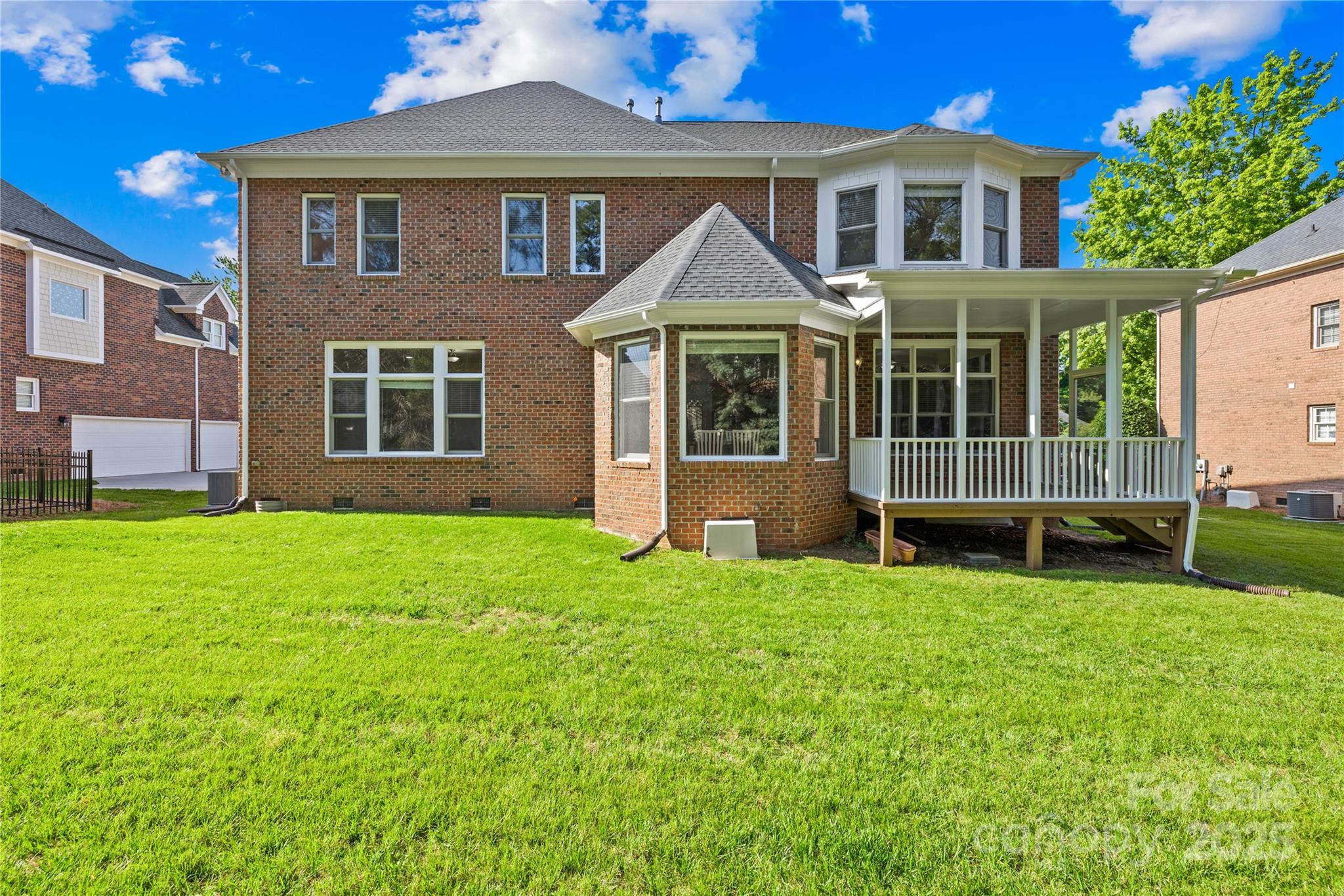 10024 Hazelview Drive