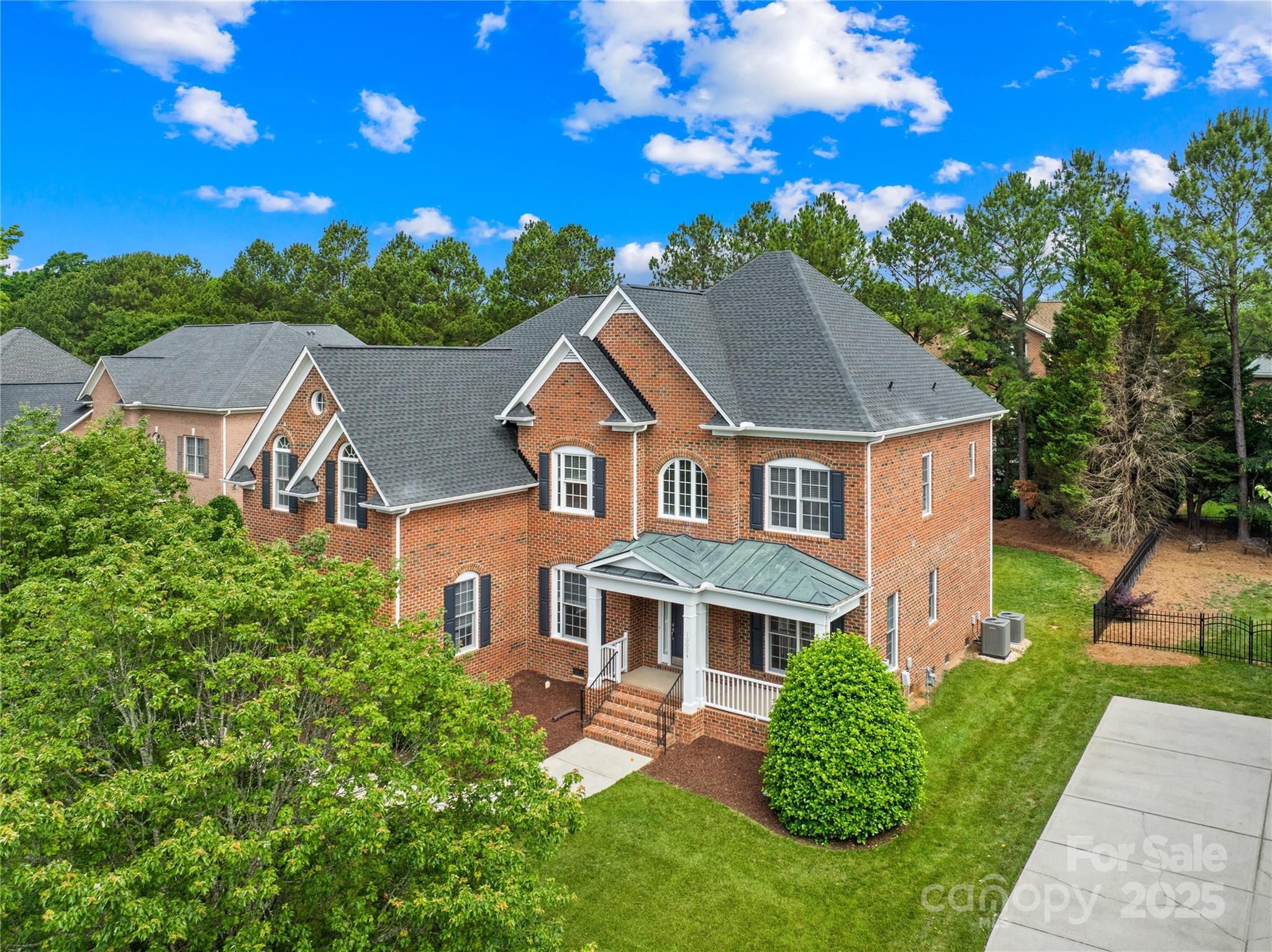 10024 Hazelview Drive