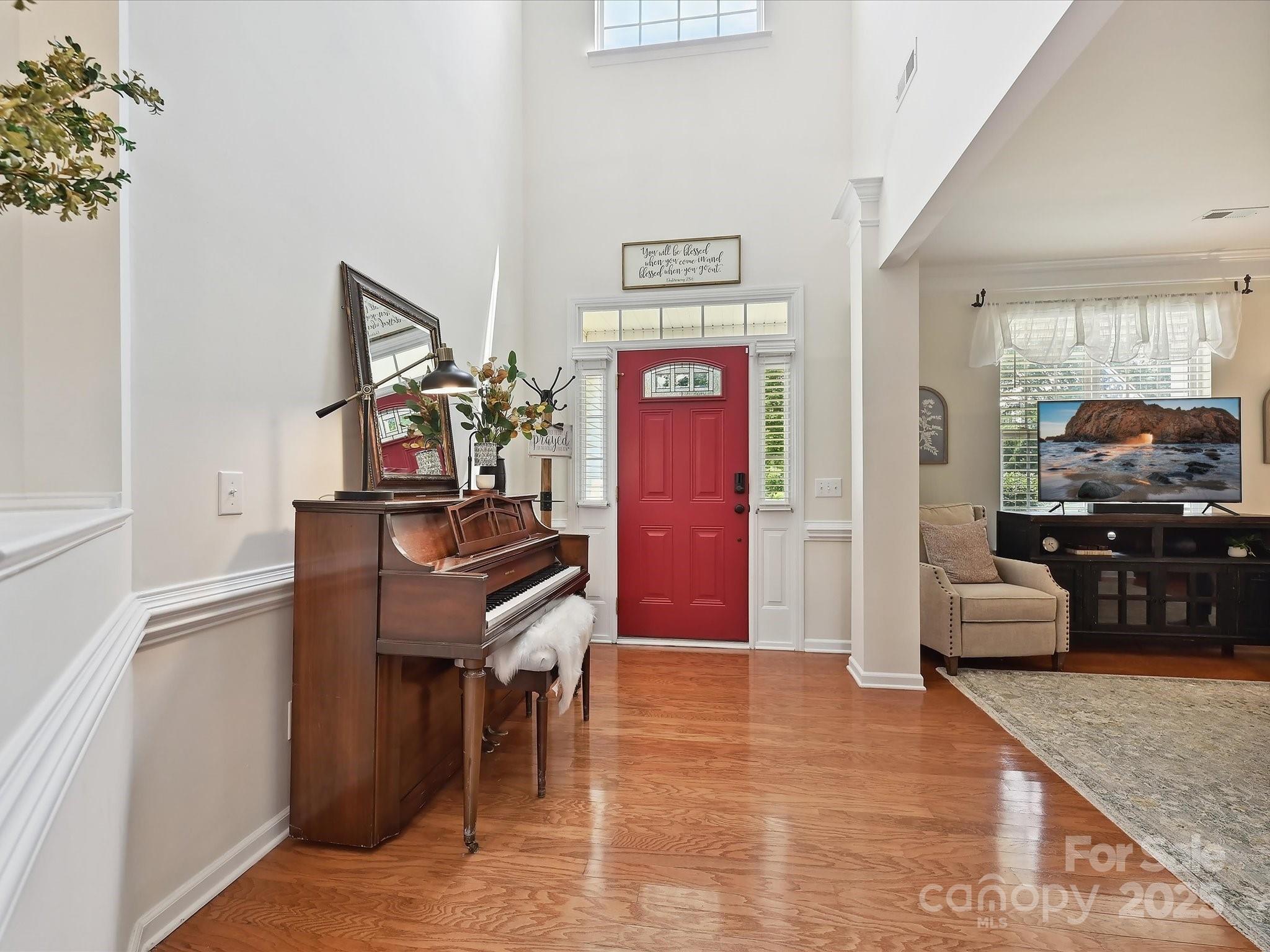 1109 Woodwinds Drive