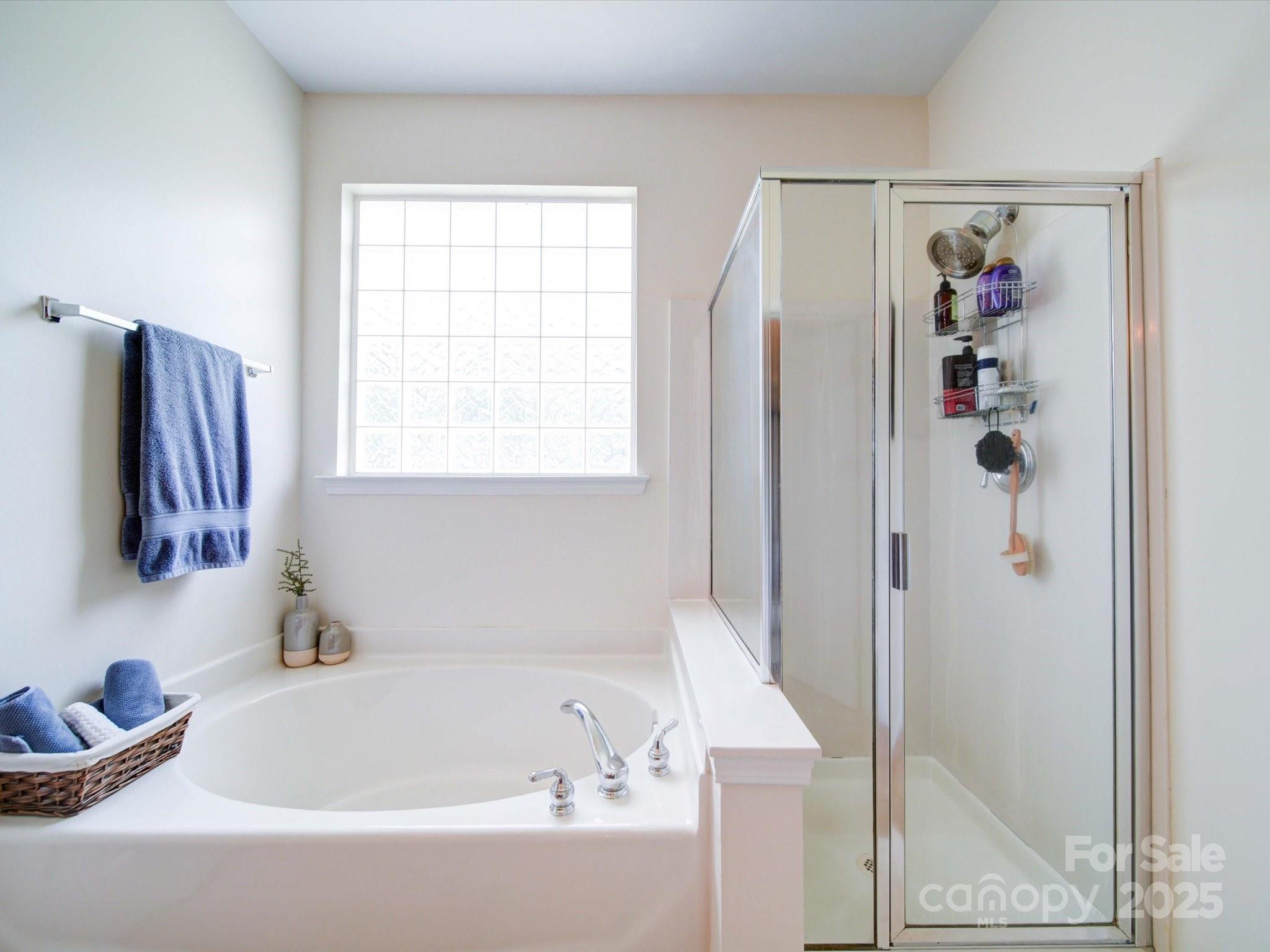 1109 Woodwinds Drive