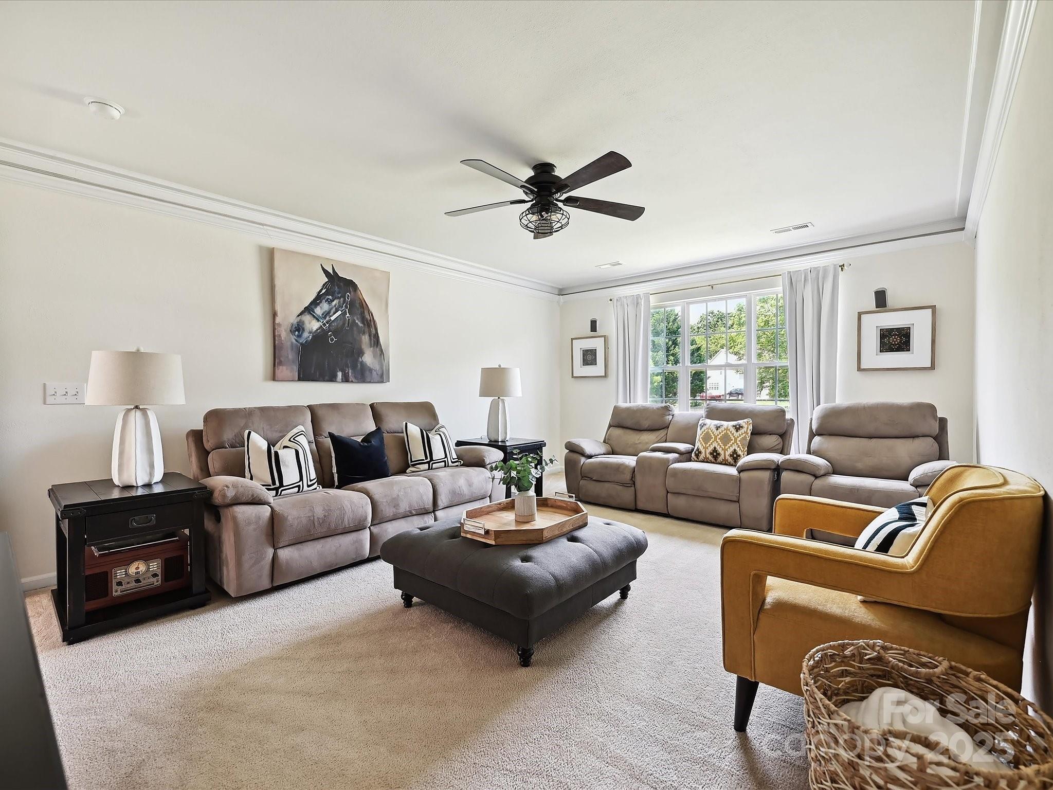 1109 Woodwinds Drive