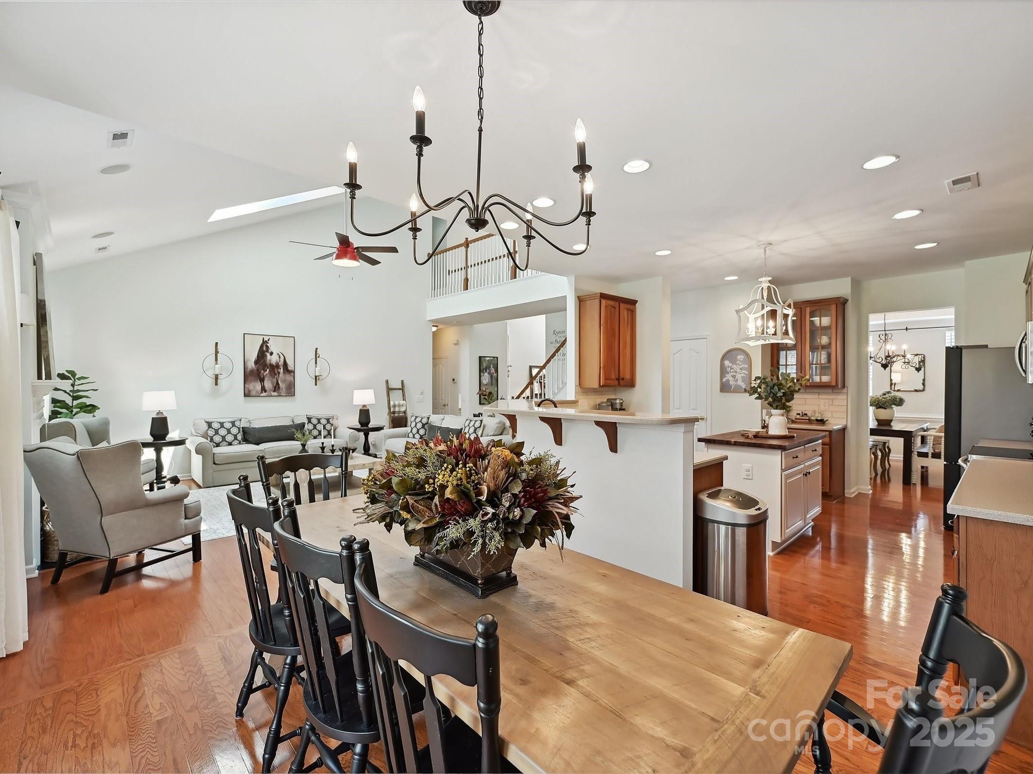 1109 Woodwinds Drive