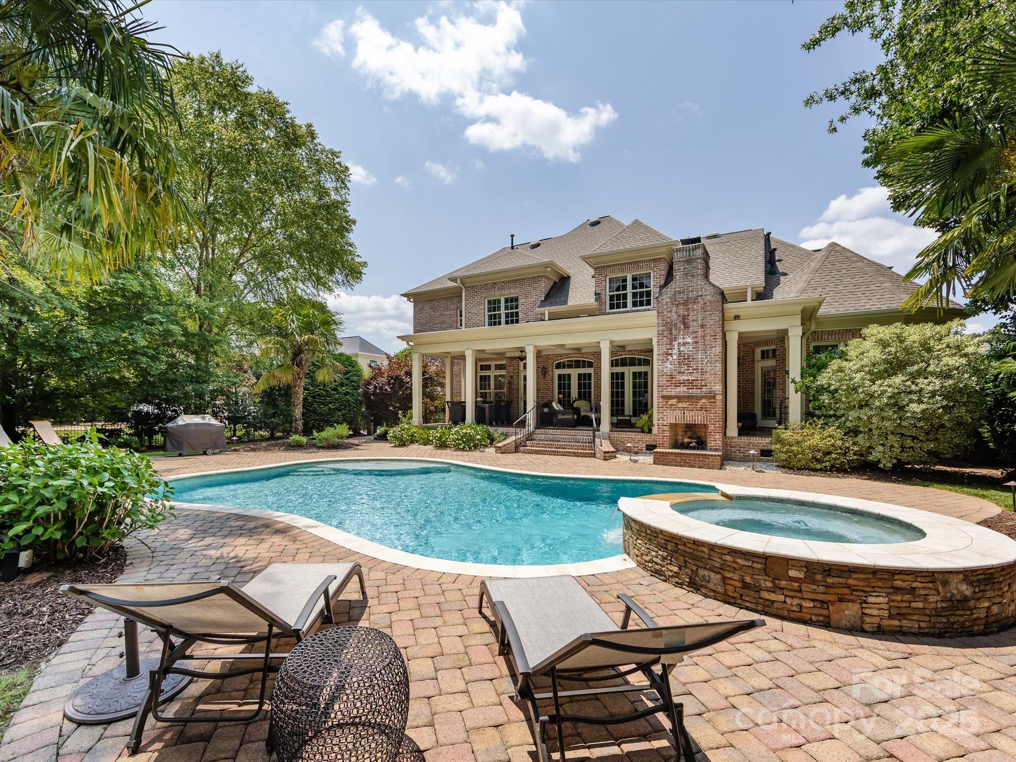 1509 Churchill Downs Drive