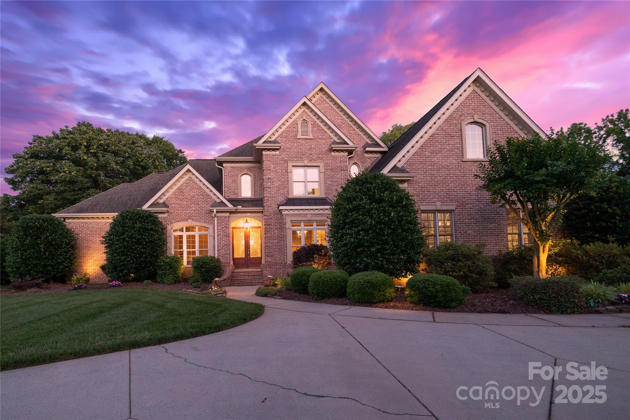 1509 Churchill Downs Drive