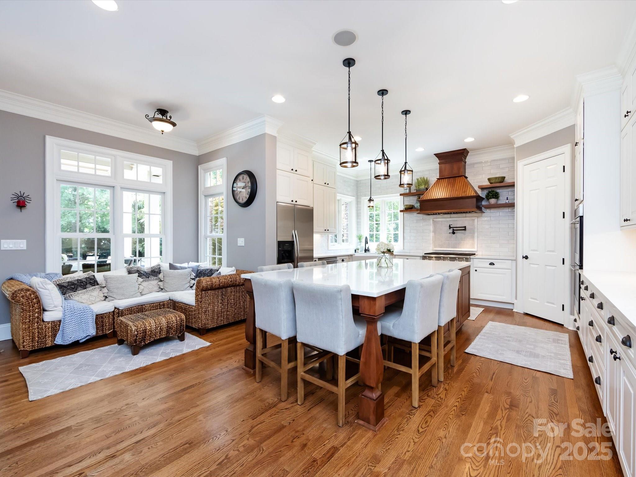 1509 Churchill Downs Drive