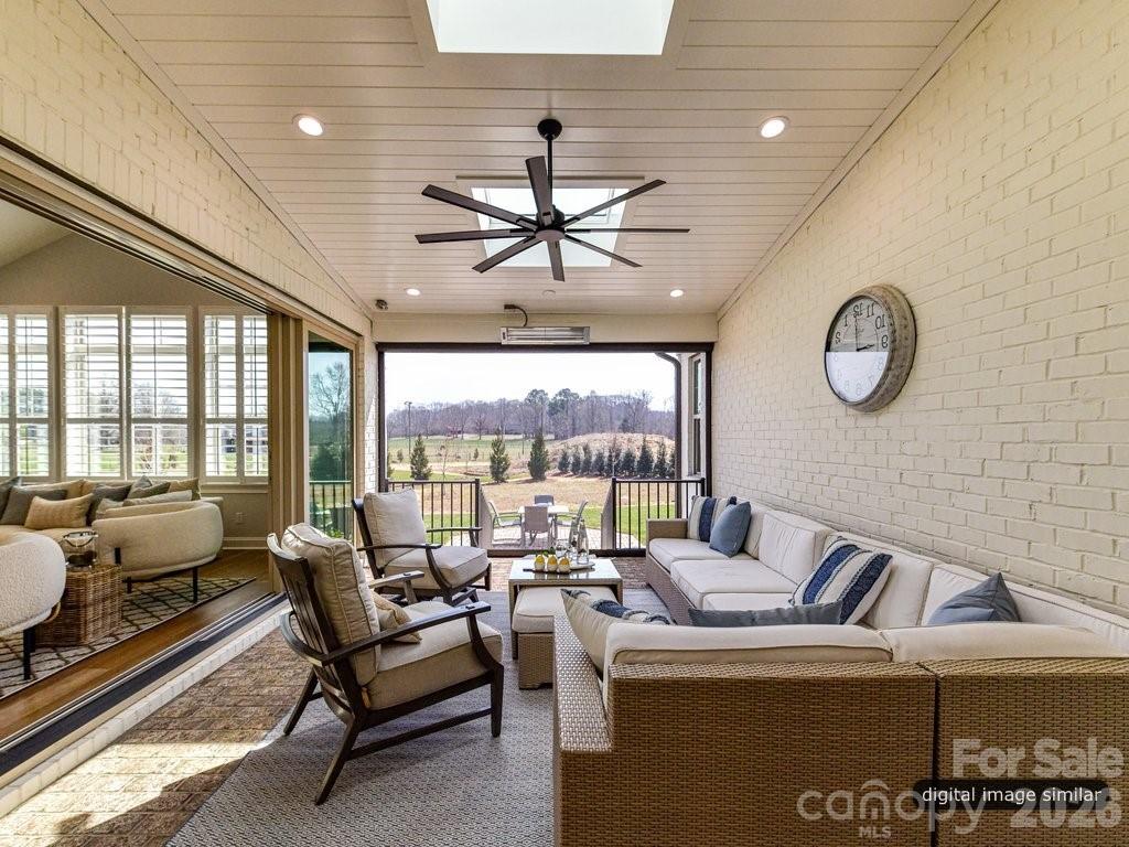1001 Kingbird Lane Unit: 15