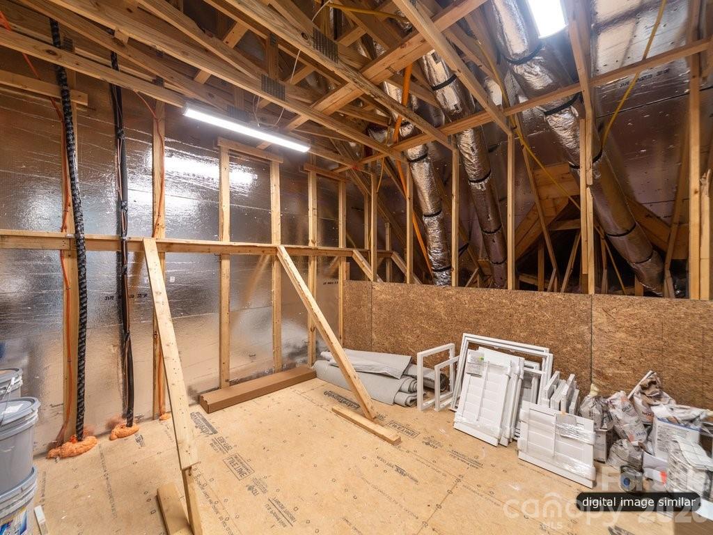1001 Kingbird Lane Unit: 15