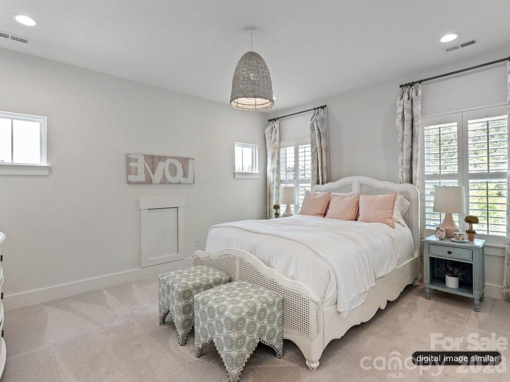 1001 Kingbird Lane Unit: 15