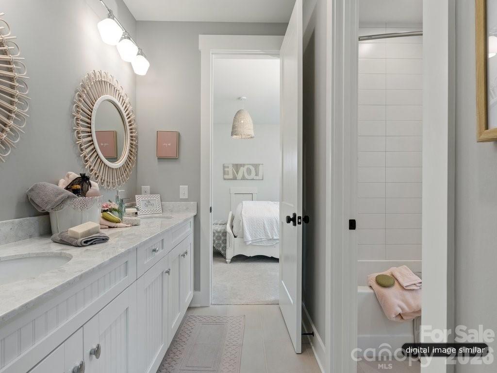 1001 Kingbird Lane Unit: 15