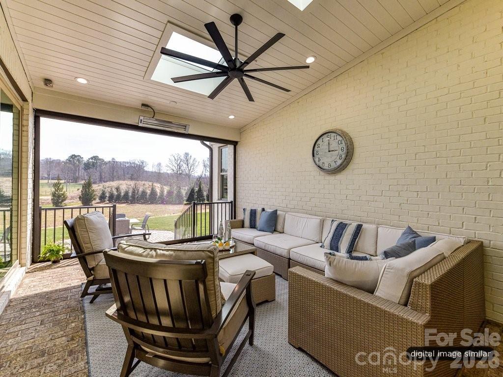 1001 Kingbird Lane Unit: 15