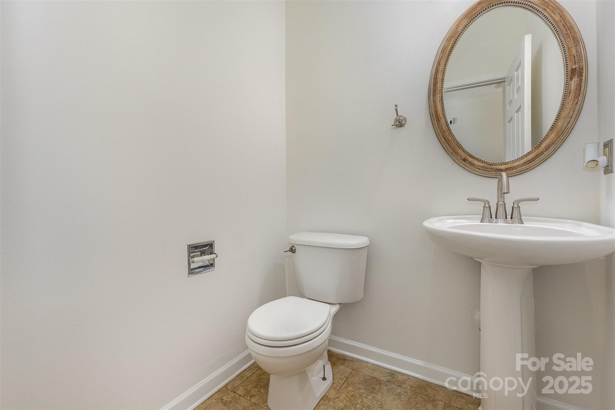 9107 Royal Highlands Court