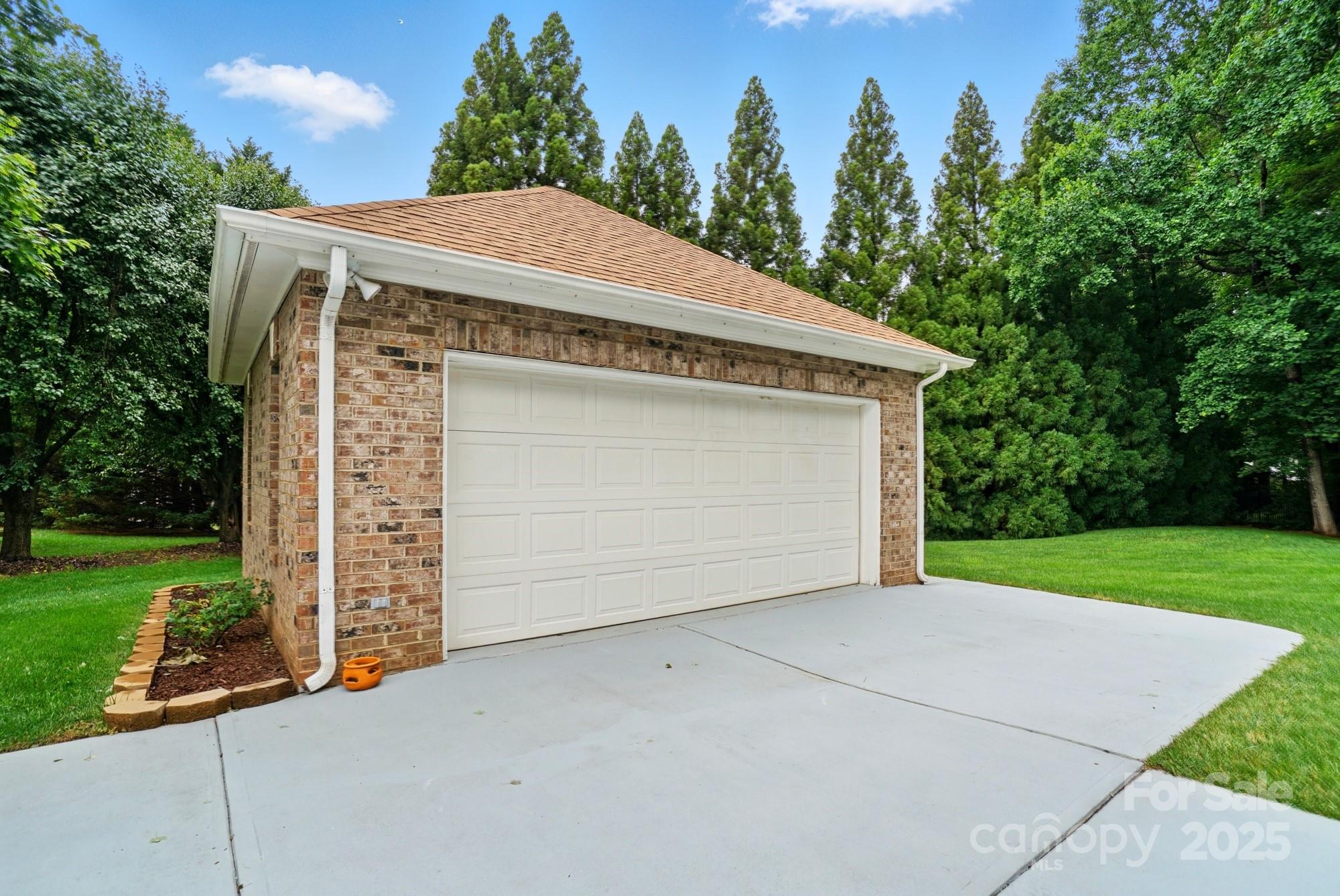 6324 Old Fox Hunt Lane