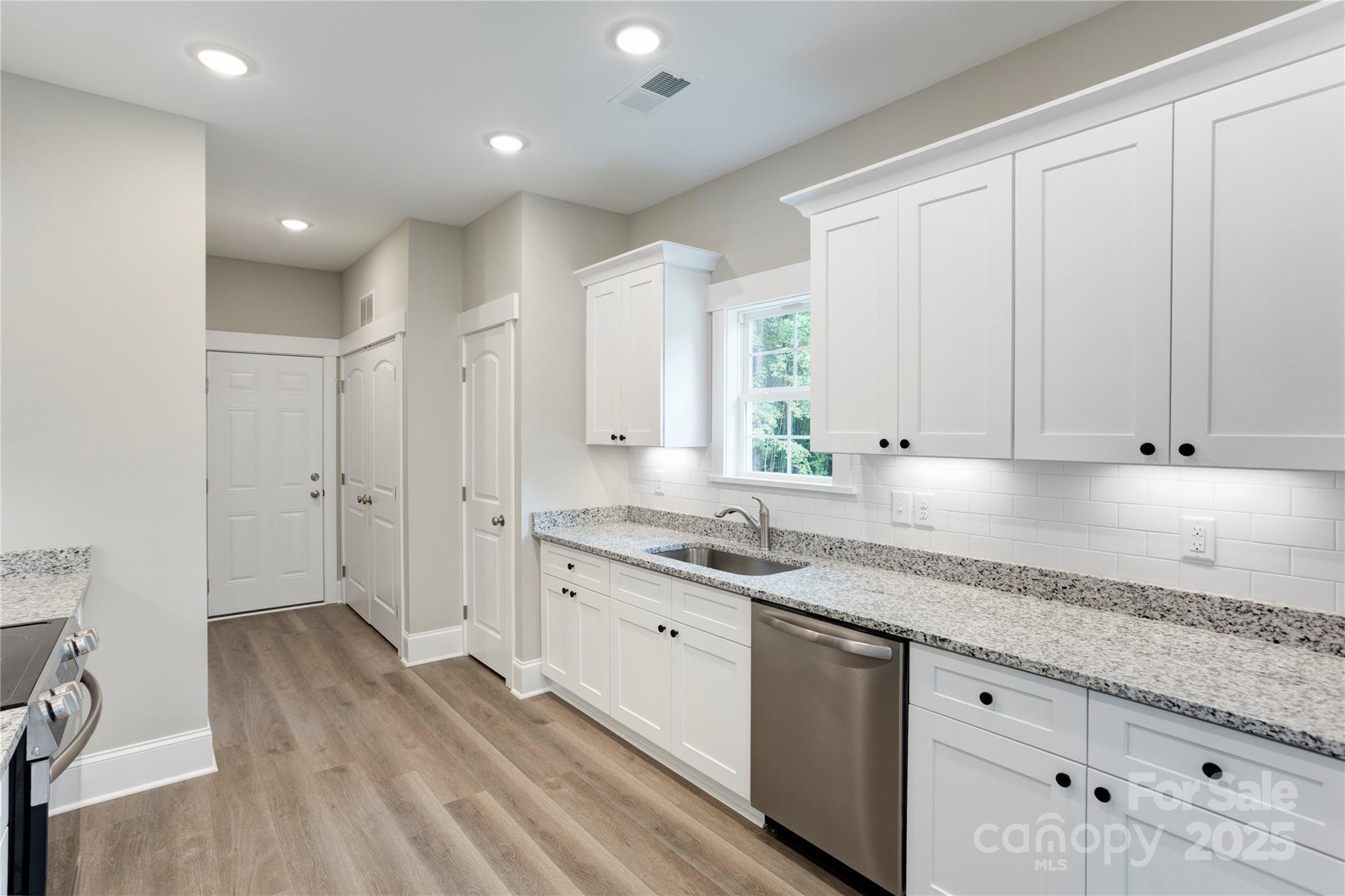 501 Old Speedway Drive NW Unit: 1