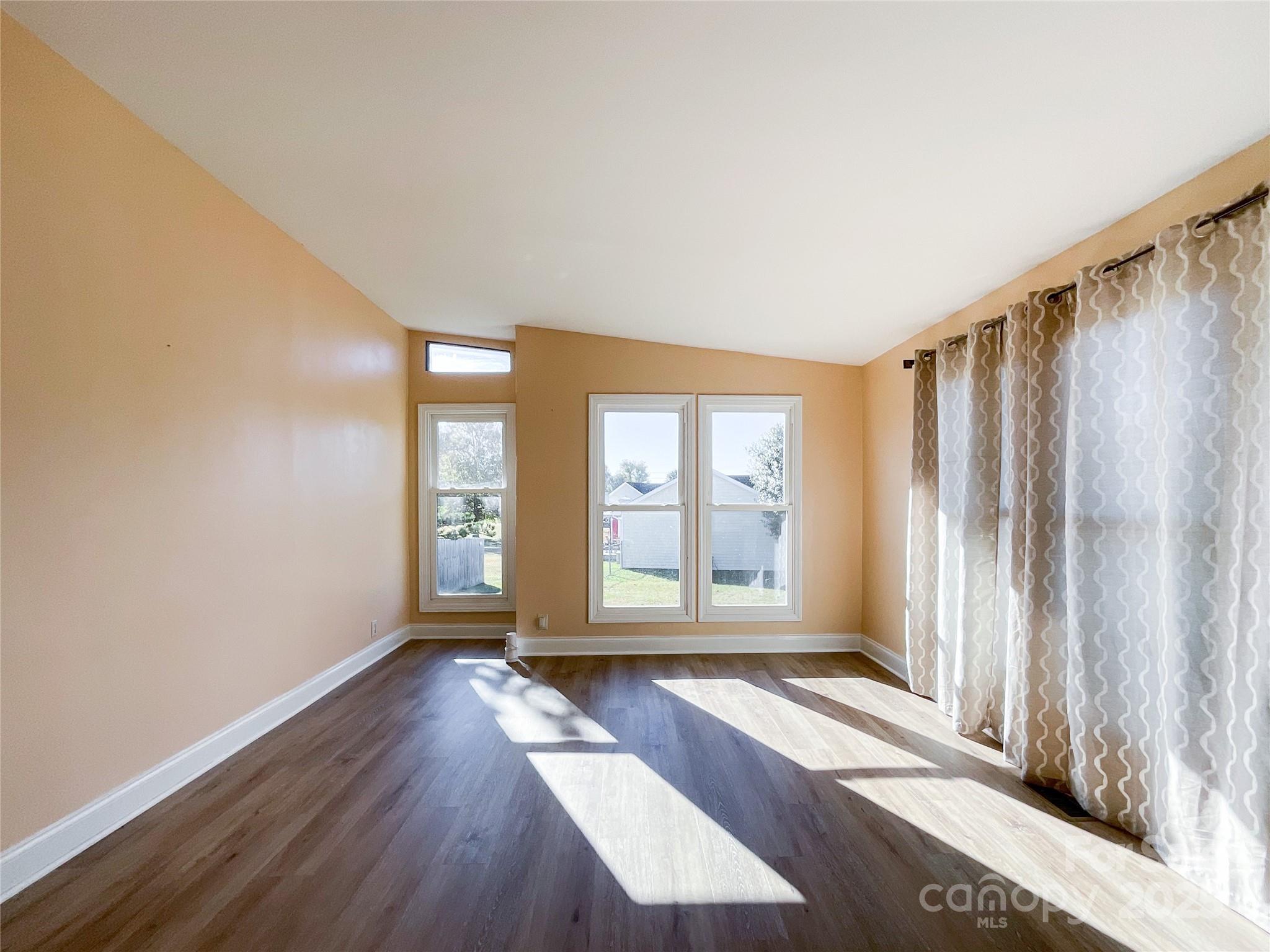 408 Cottonwood Circle