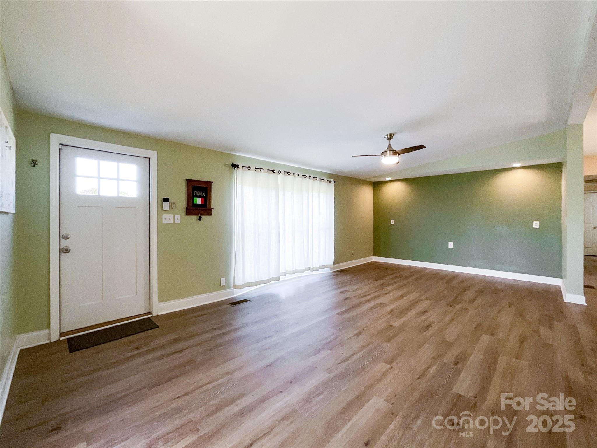 408 Cottonwood Circle