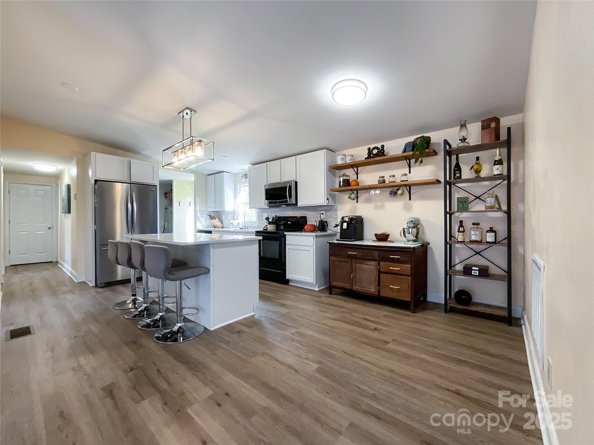 408 Cottonwood Circle