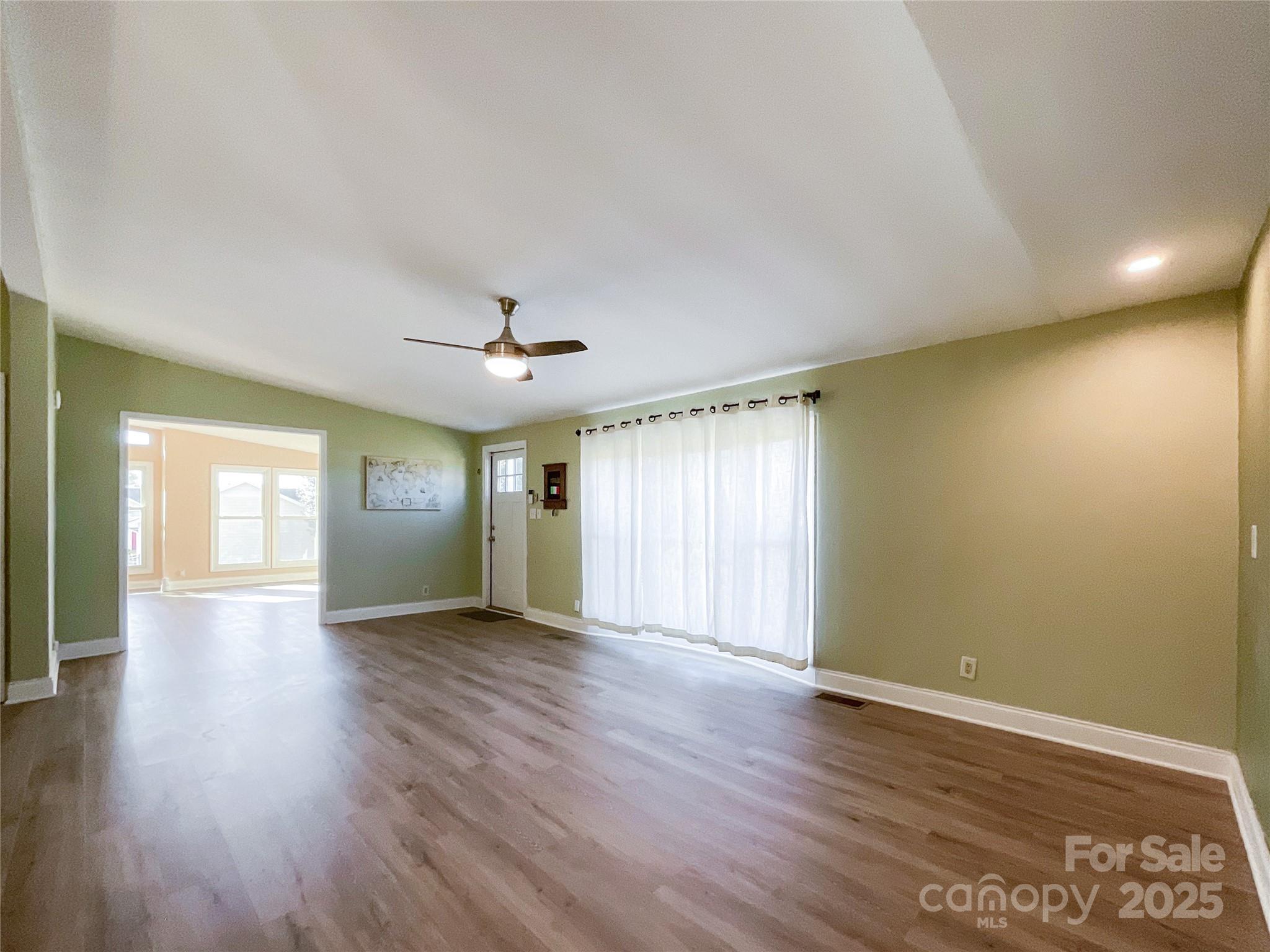 408 Cottonwood Circle