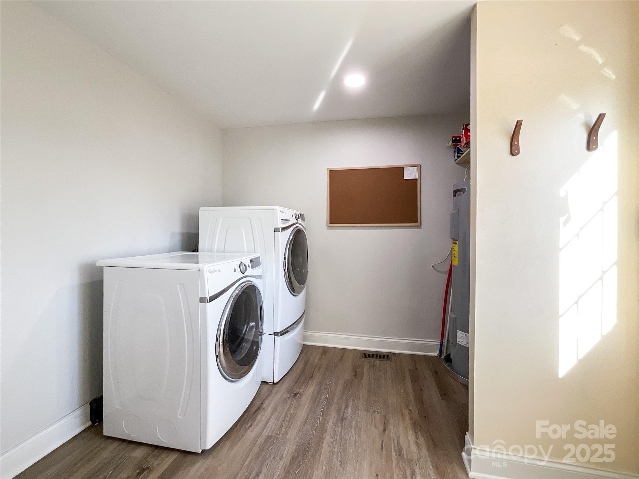 408 Cottonwood Circle