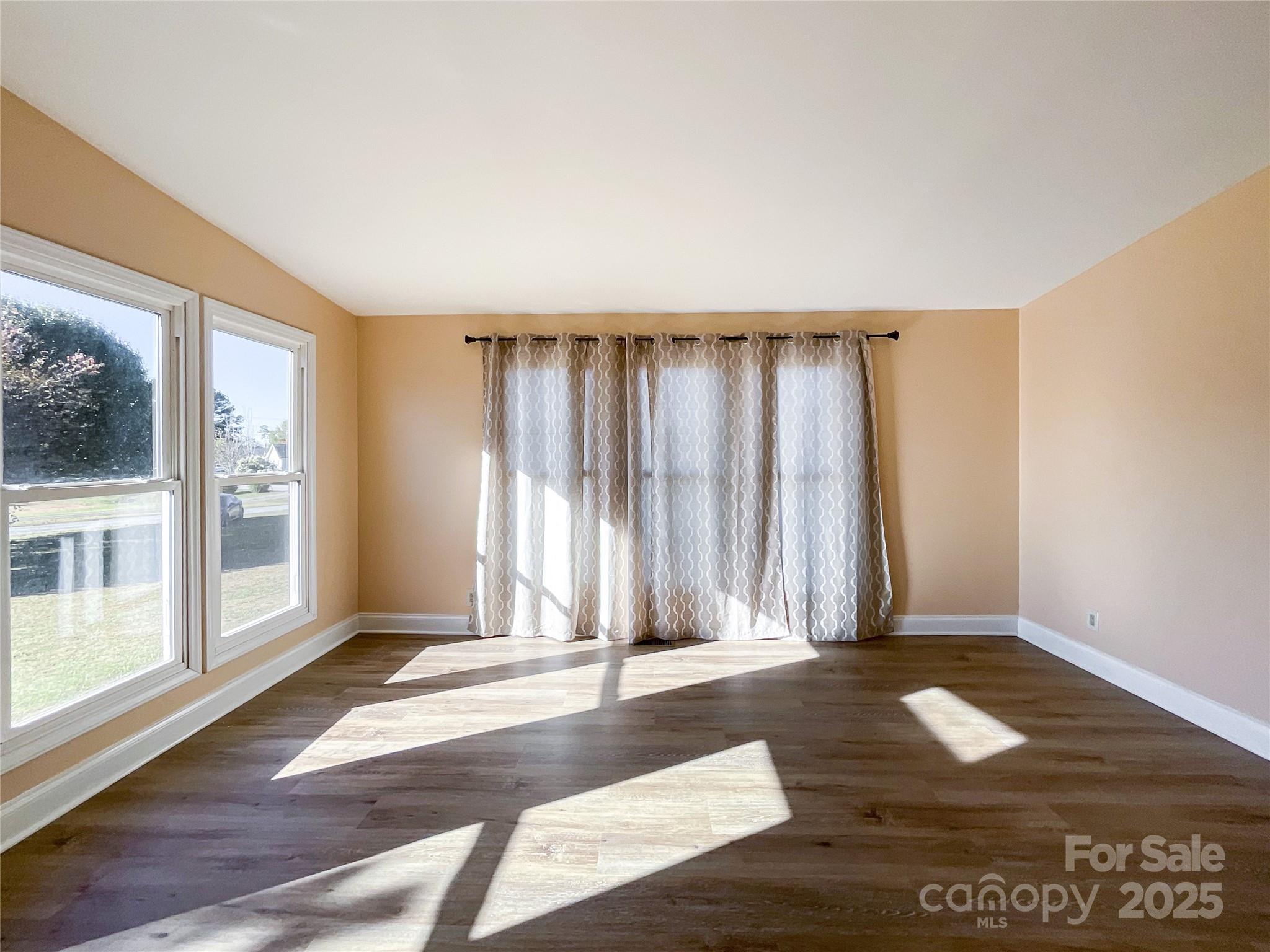 408 Cottonwood Circle